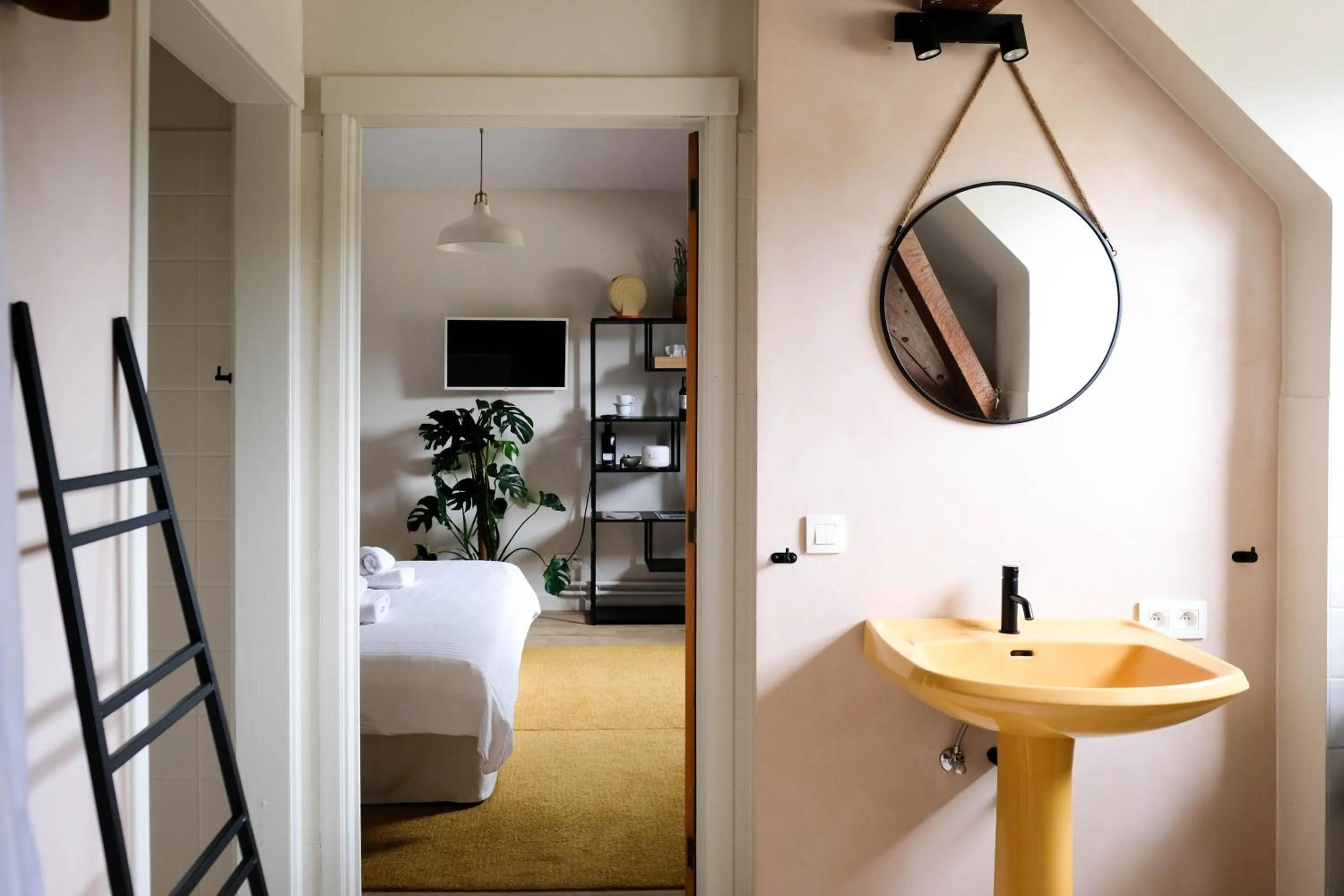 Bed in Villa Parkbos