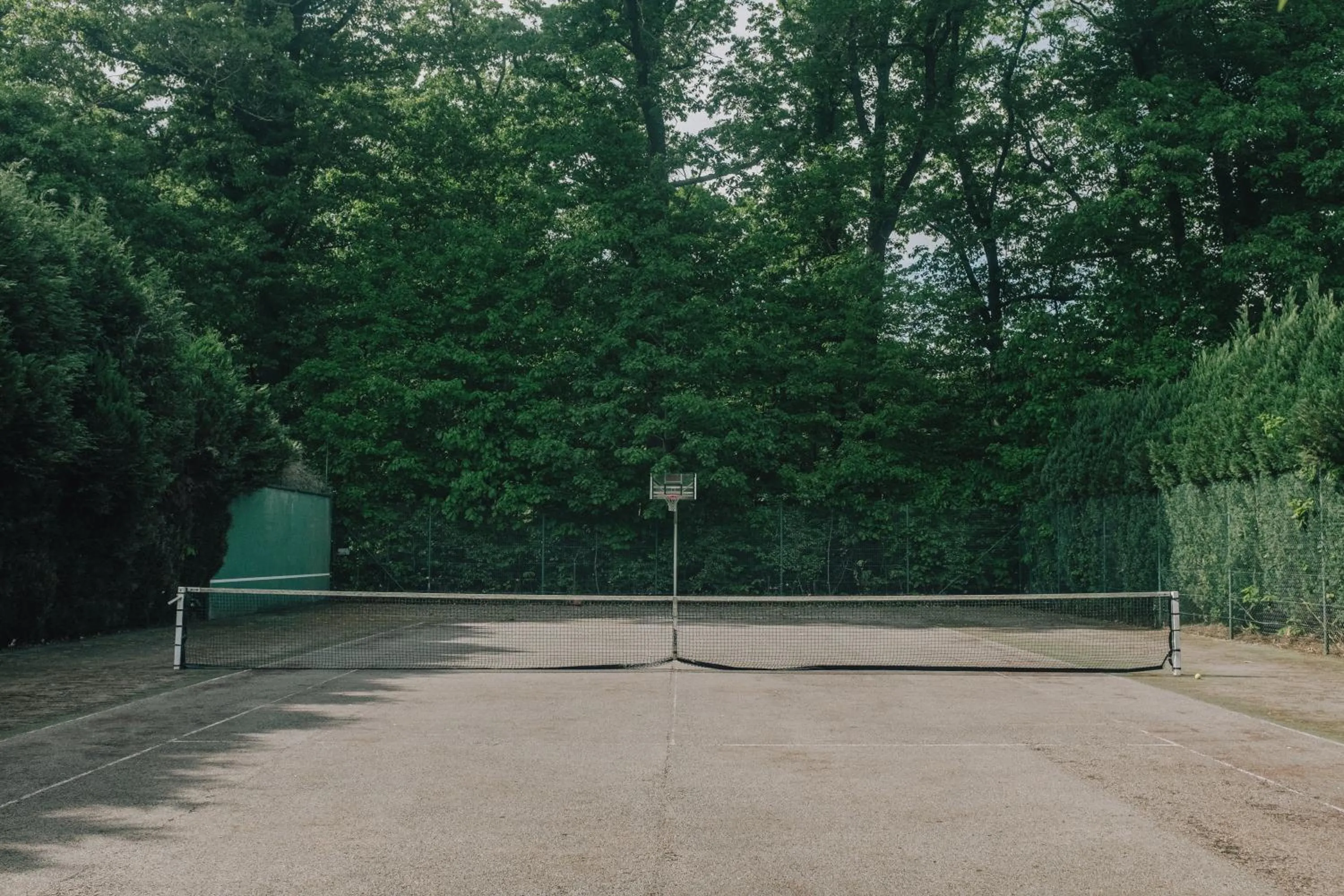 Tennis court in Villa Parkbos