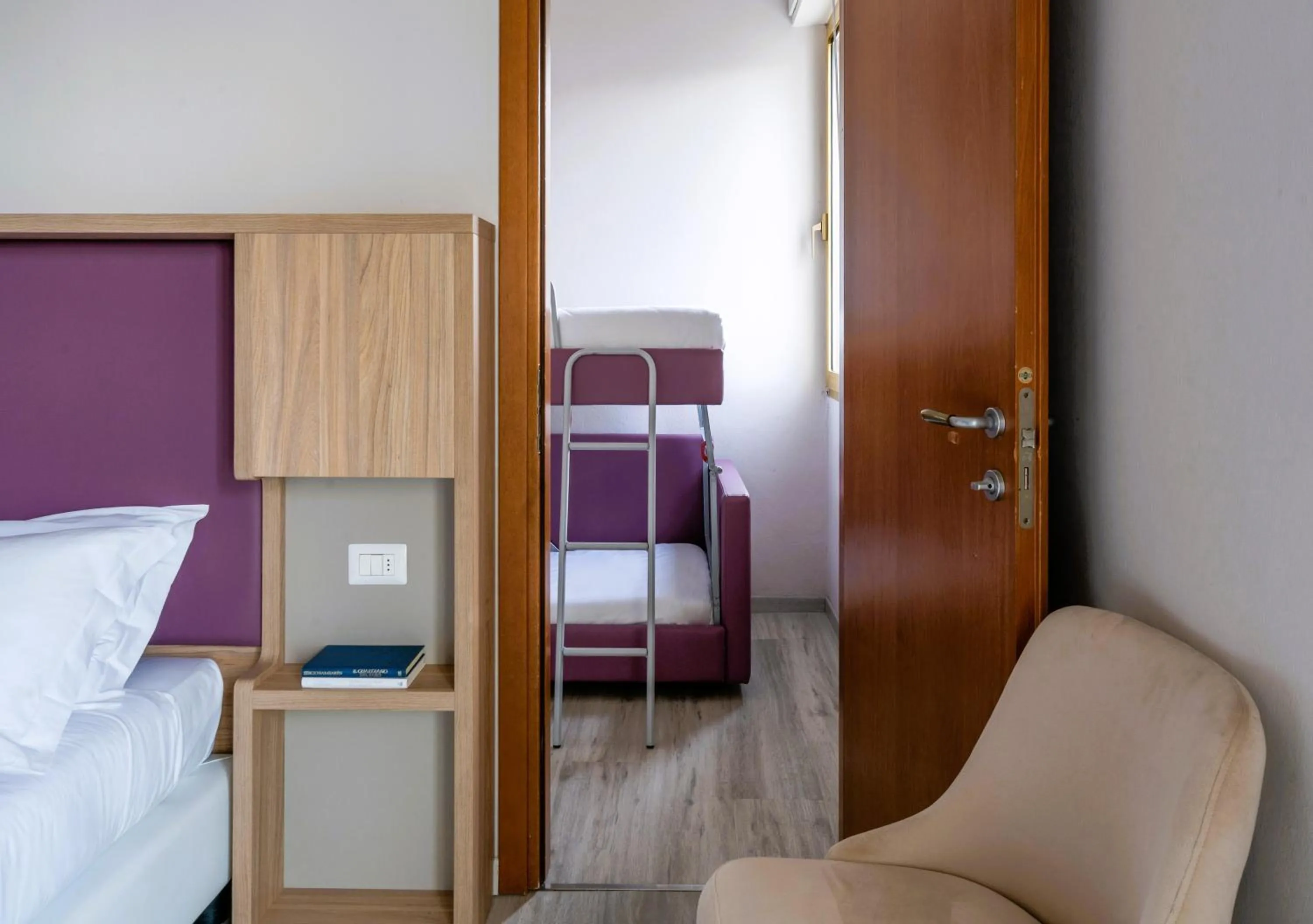 Bed in Hotel Biancamano