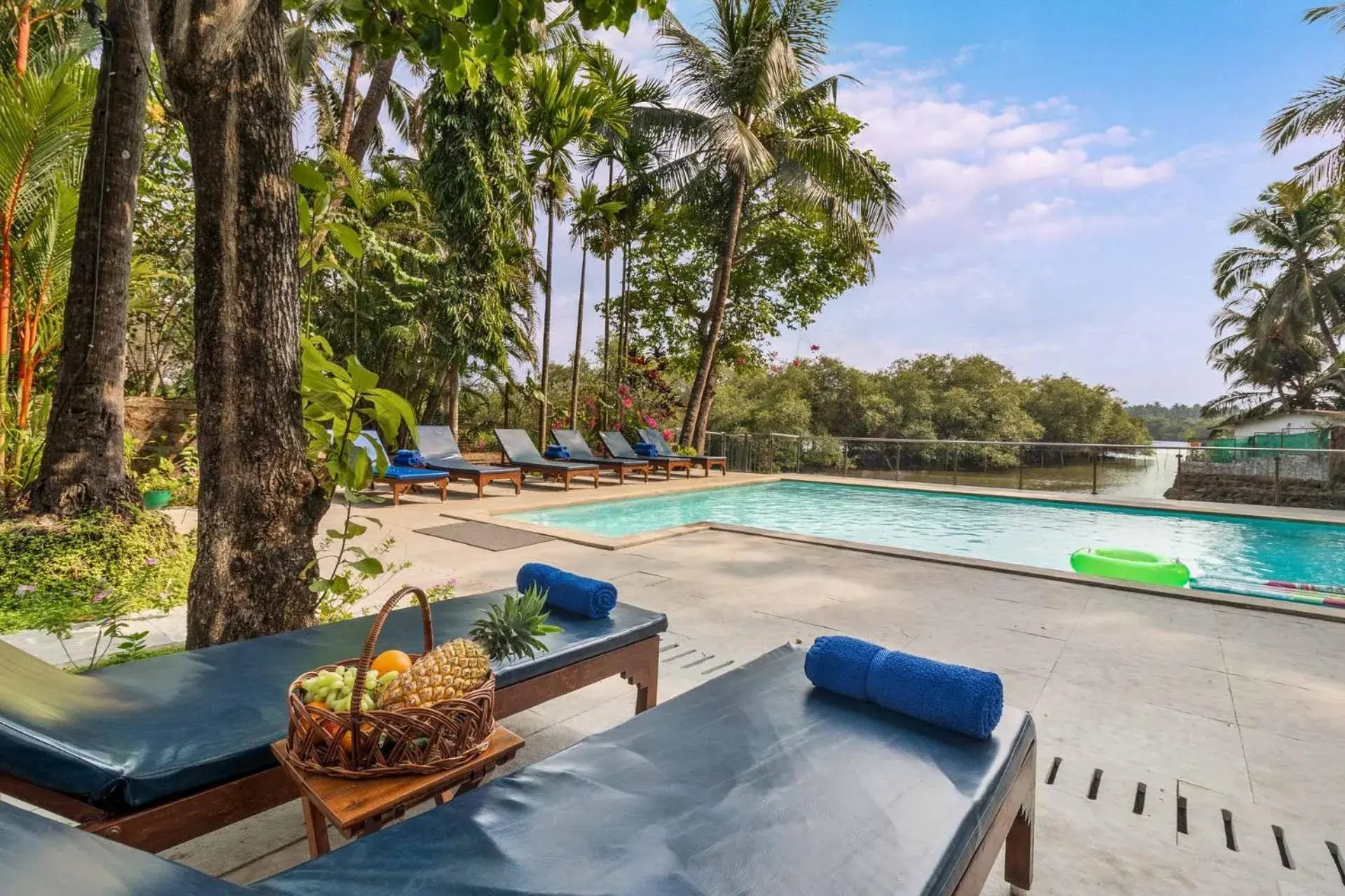 Villa in Casa Saipem with River View & Kitchen access by StayVista Villa in Casa Saipem with River View & Kitchen access by StayVista
