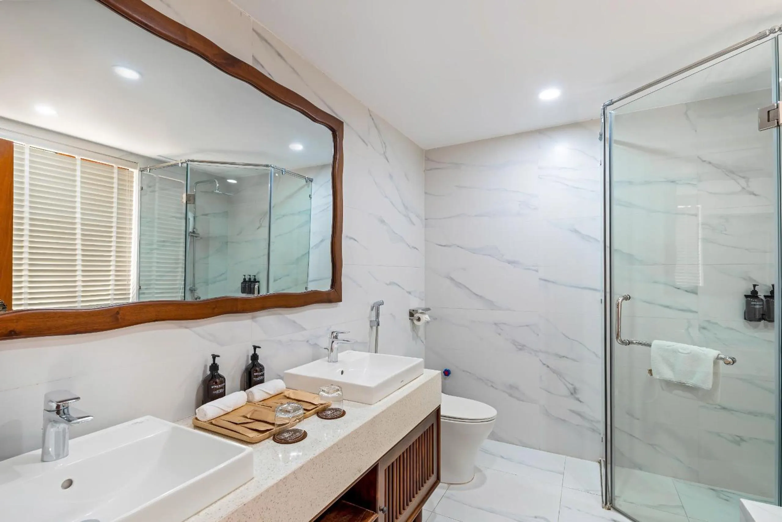 Shower in Senna Wellness Retreat