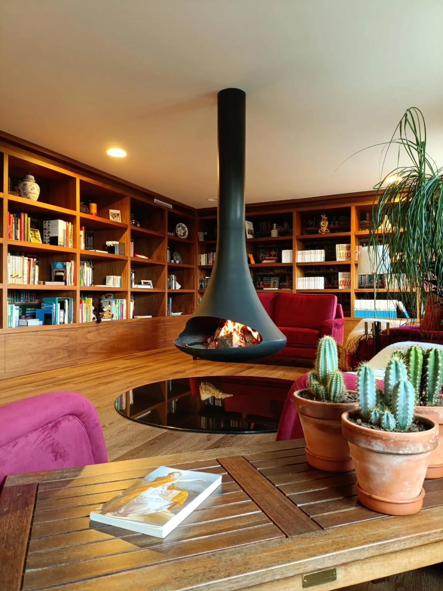 Library in Hotel Cotto do Gatto