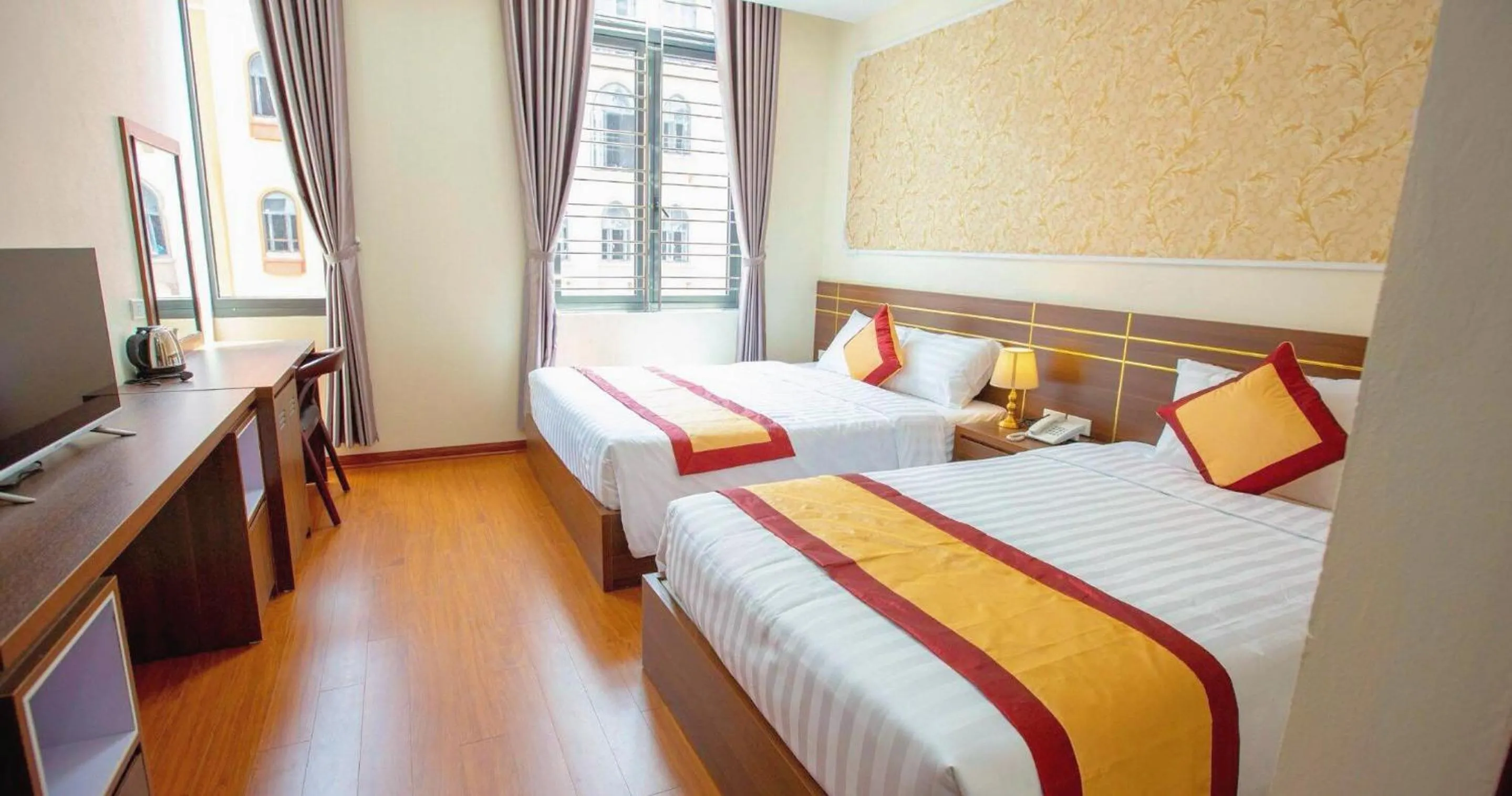 Bed in Ruby Halong 6 Hotel