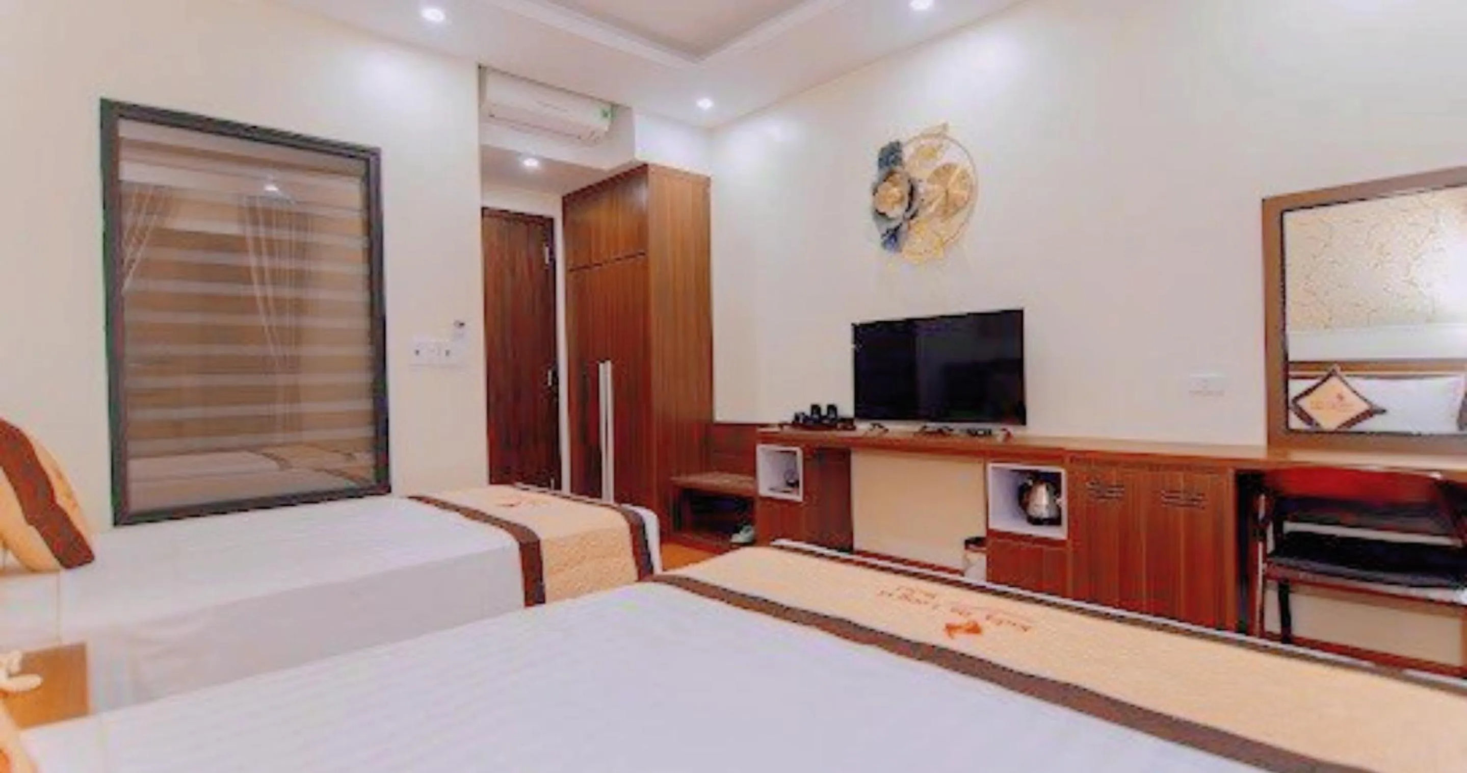 Photo of the whole room in Ruby Halong 6 Hotel