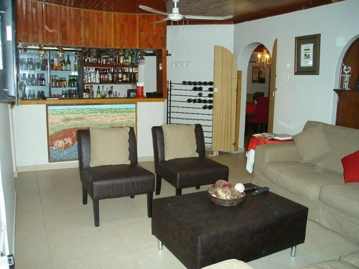 Lounge or bar in Valley View Guest House