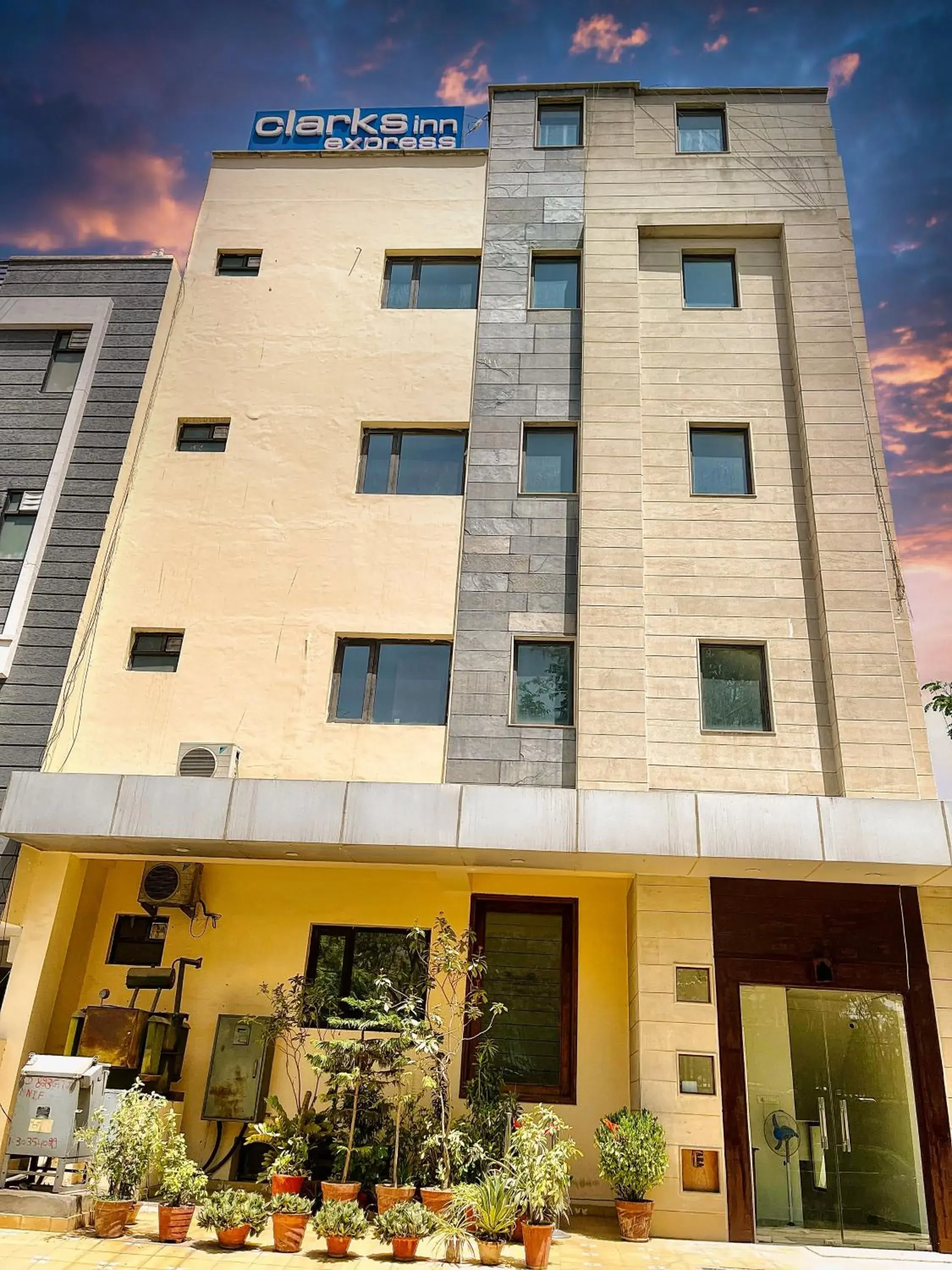 Property building in The Orion Express Property building in The Orion Express