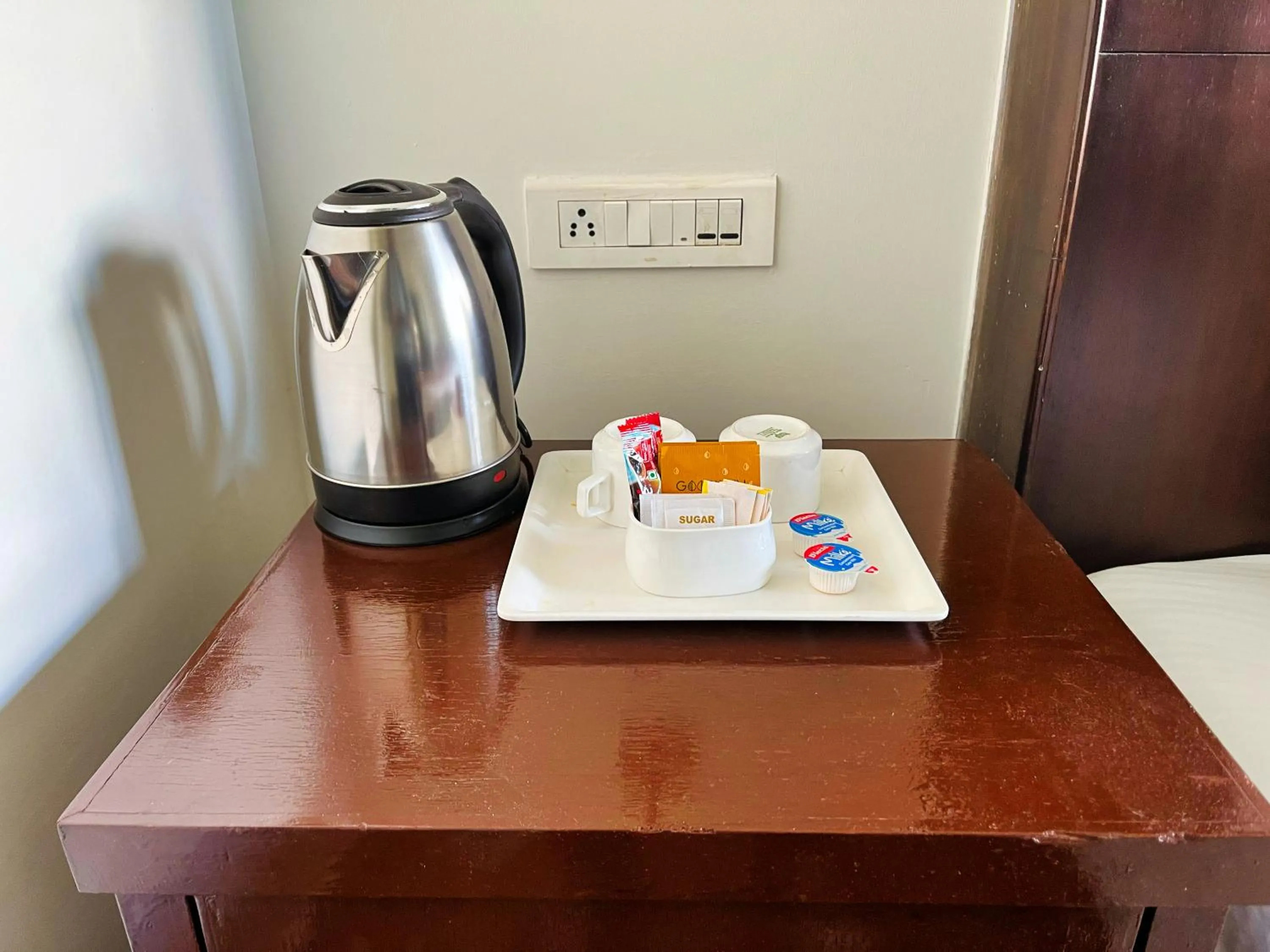Coffee/tea facilities in The Orion Express