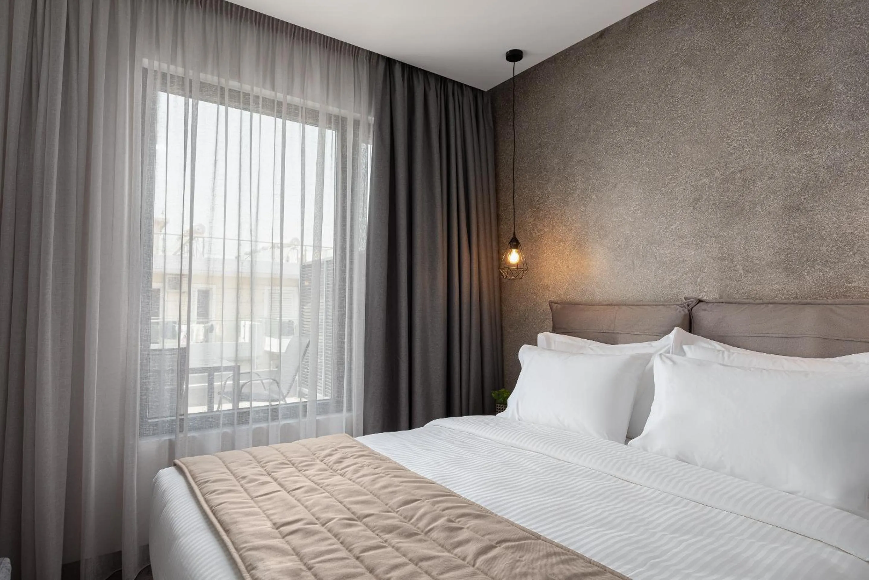 Bed in Athenian Spirit