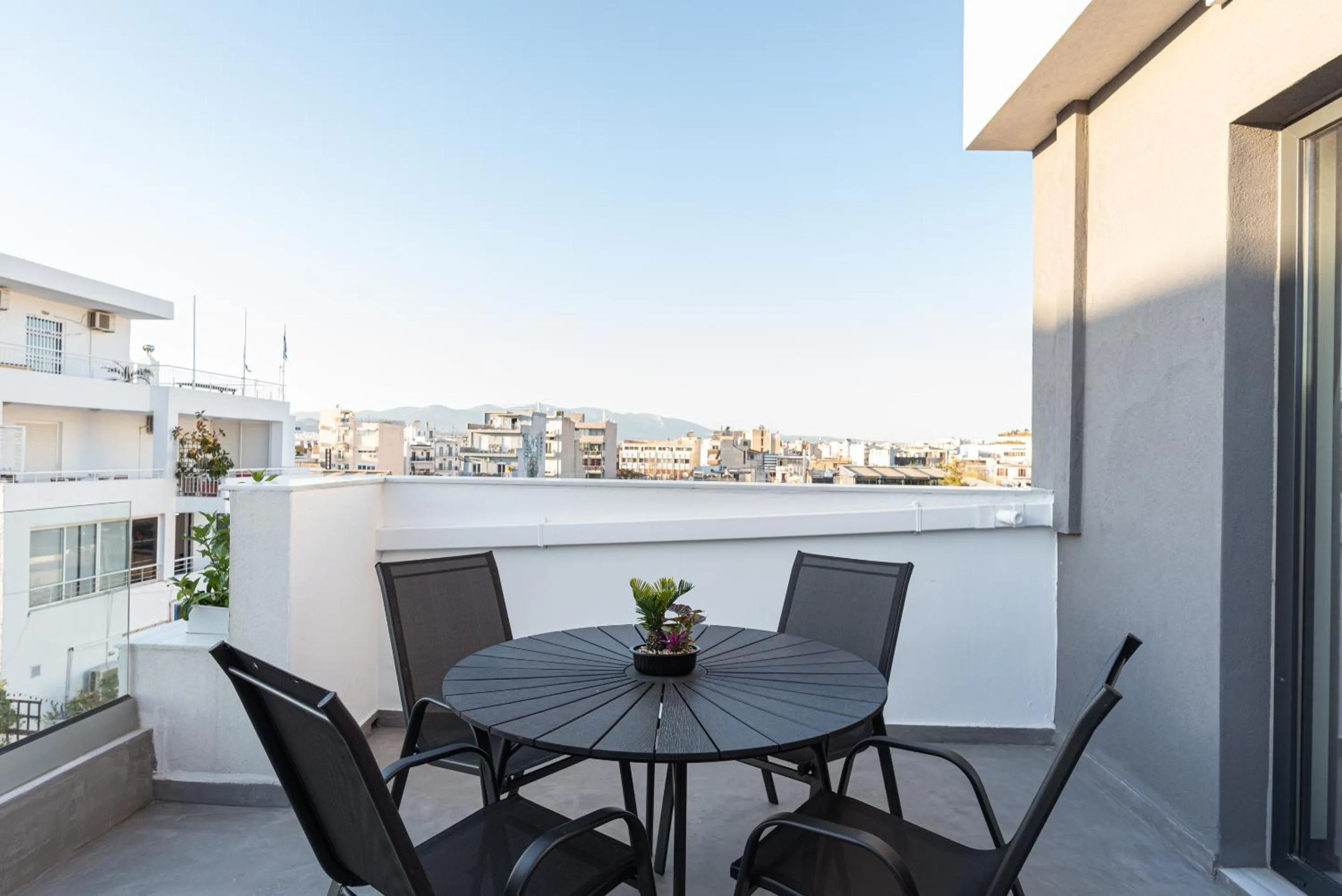 Balcony/Terrace in Athenian Spirit
