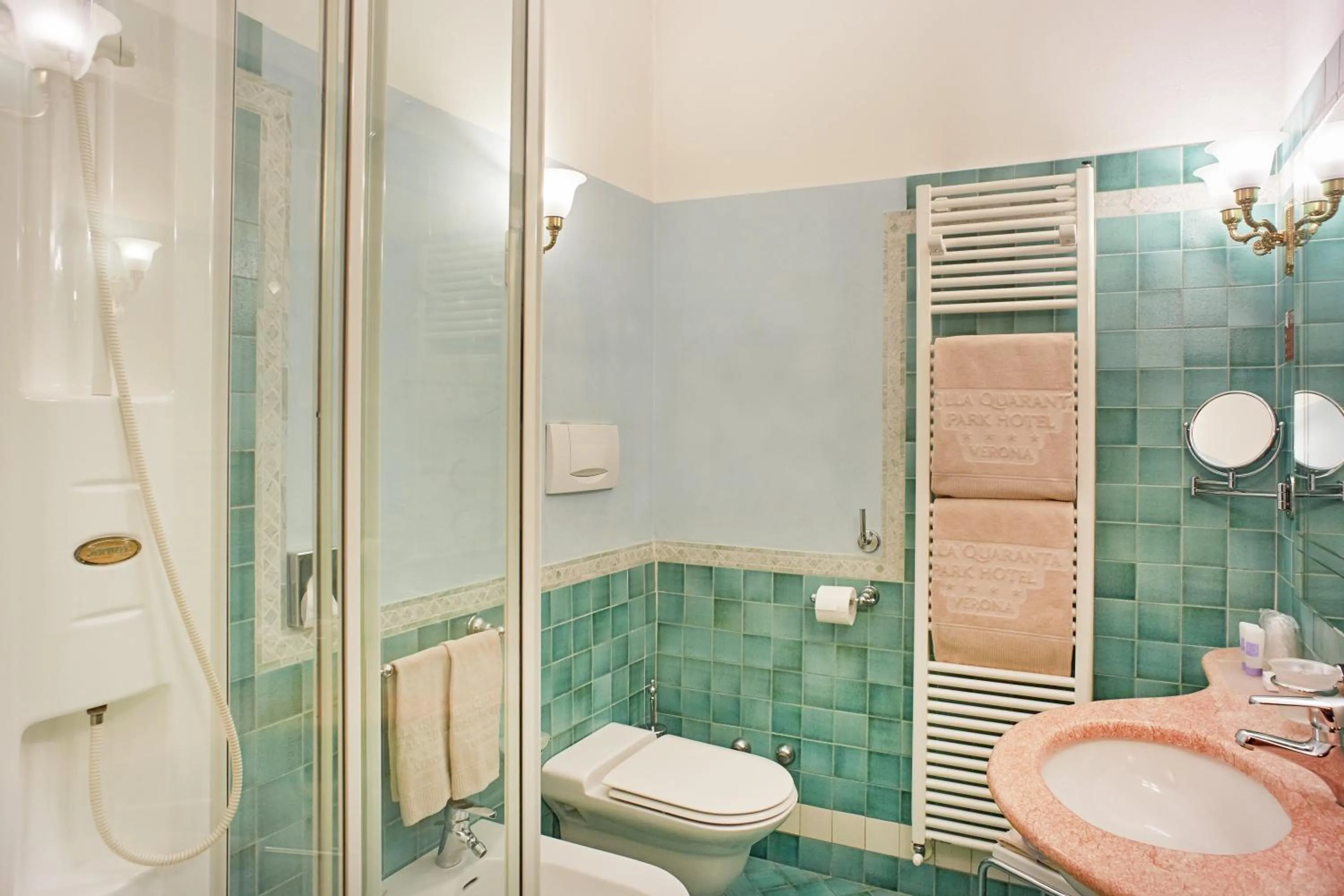 Bathroom in Villa Quaranta Tommasi Wine Hotel & SPA