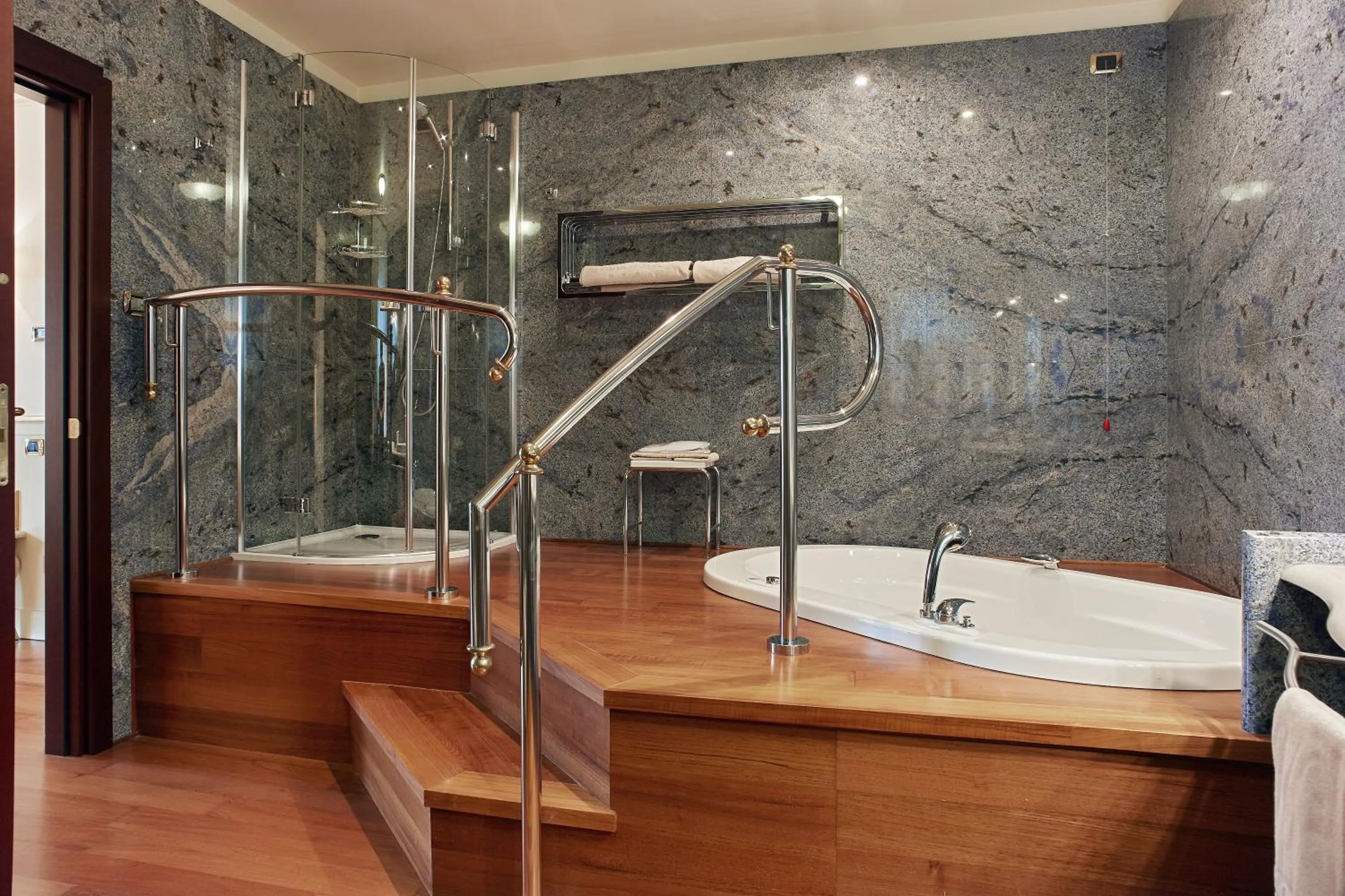 Bathroom in Villa Quaranta Tommasi Wine Hotel & SPA