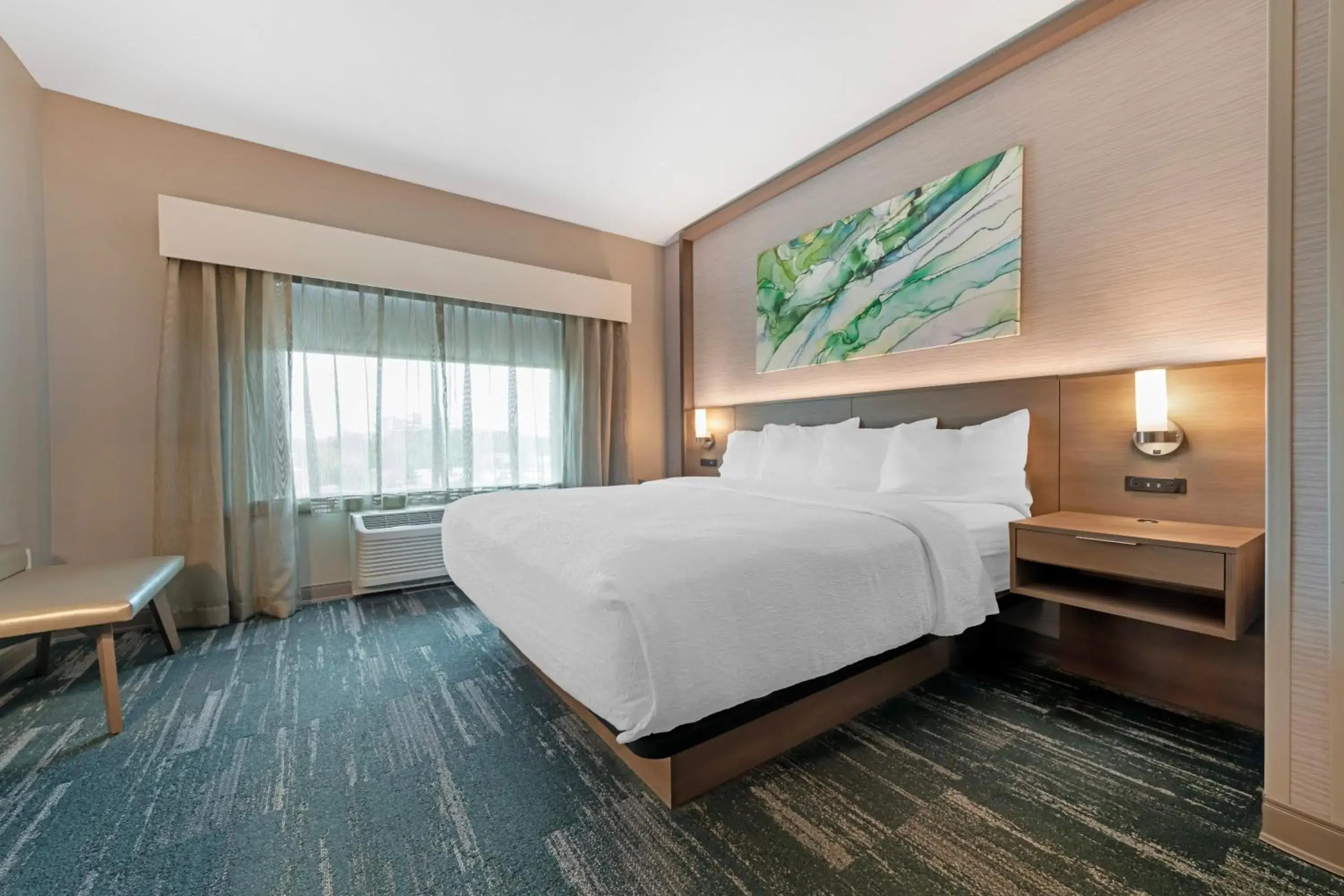 Photo of the whole room, Bed in Best Western Plus Grand Rapids MN Photo of the whole room, Bed in Best Western Plus Grand Rapids MN