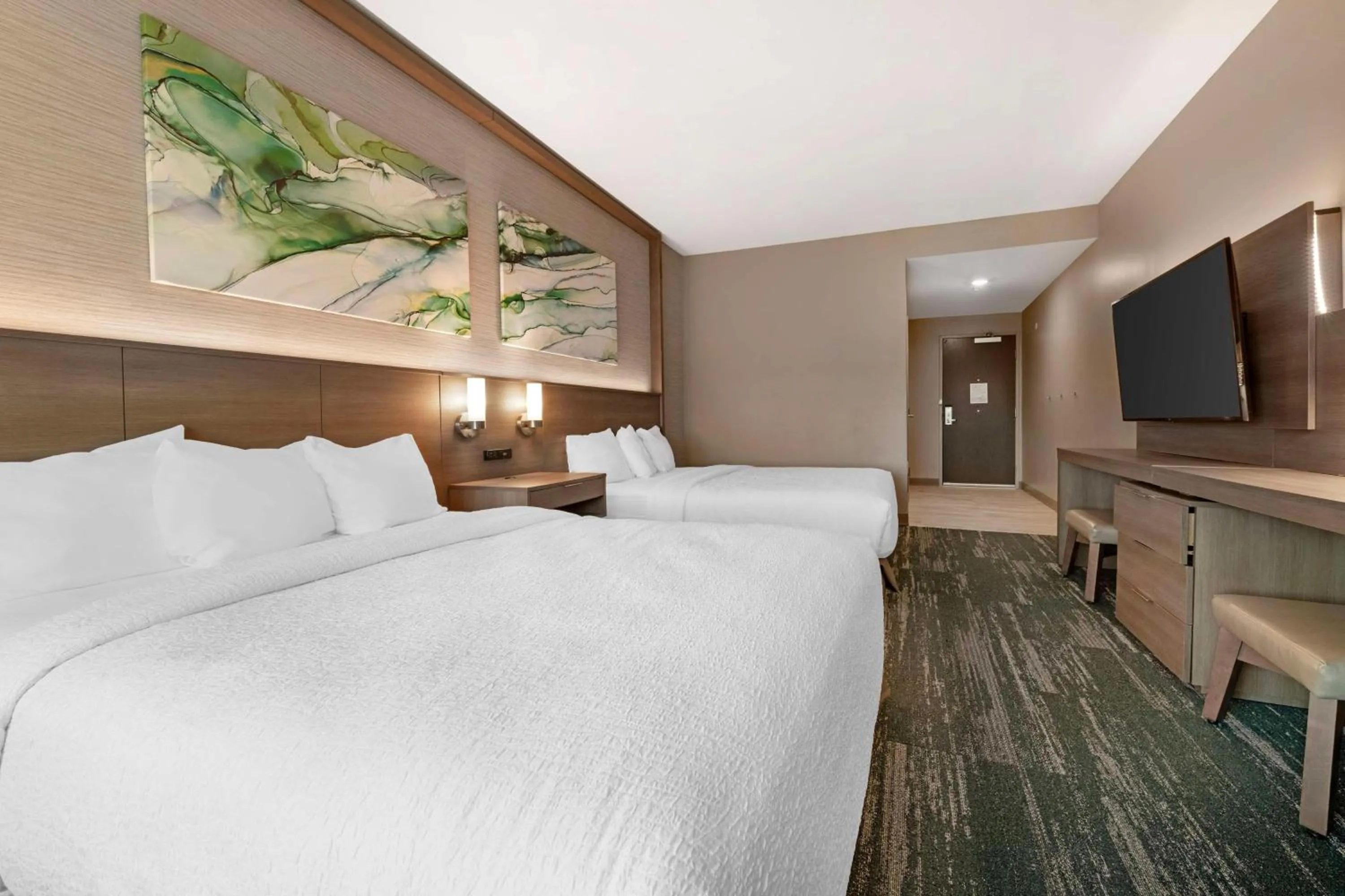 Bedroom, Bed in Best Western Plus Grand Rapids MN