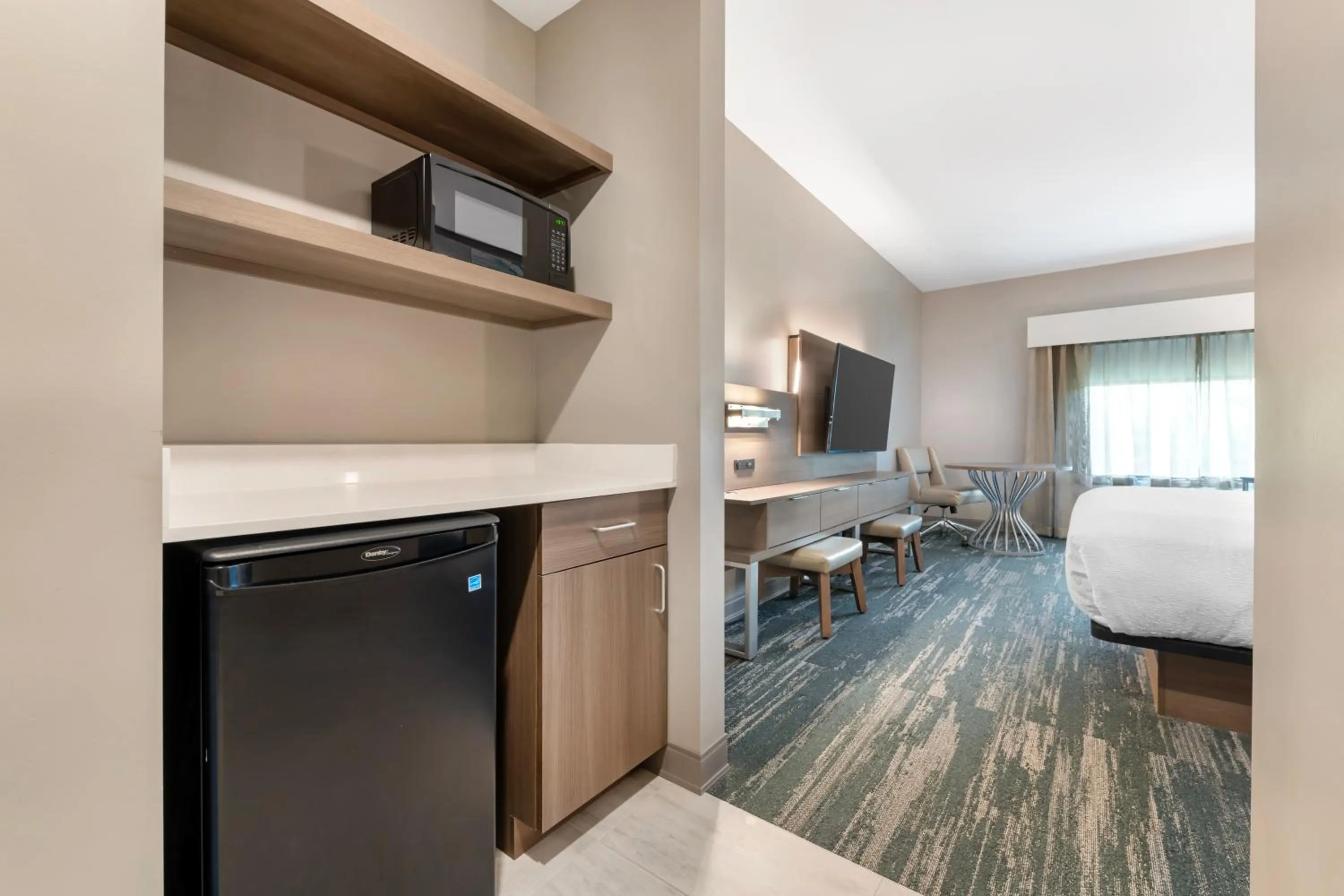 Photo of the whole room in Best Western Plus Grand Rapids MN