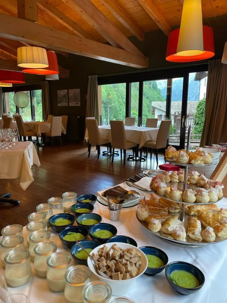 Breakfast in Hotel Cristallo