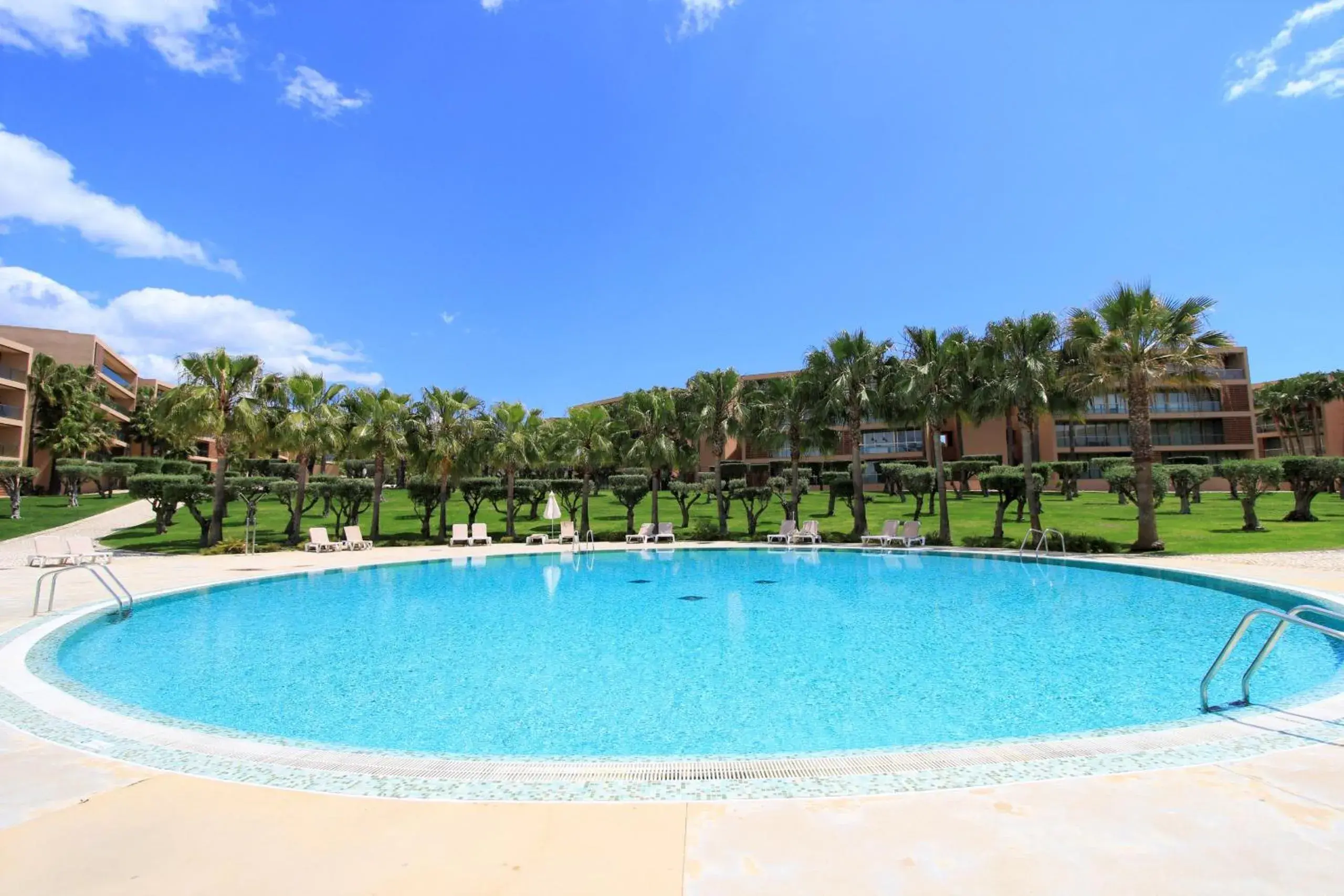 Albufeira Salgados Premium 1 With Pool by Homing Albufeira Salgados Premium 1 With Pool by Homing