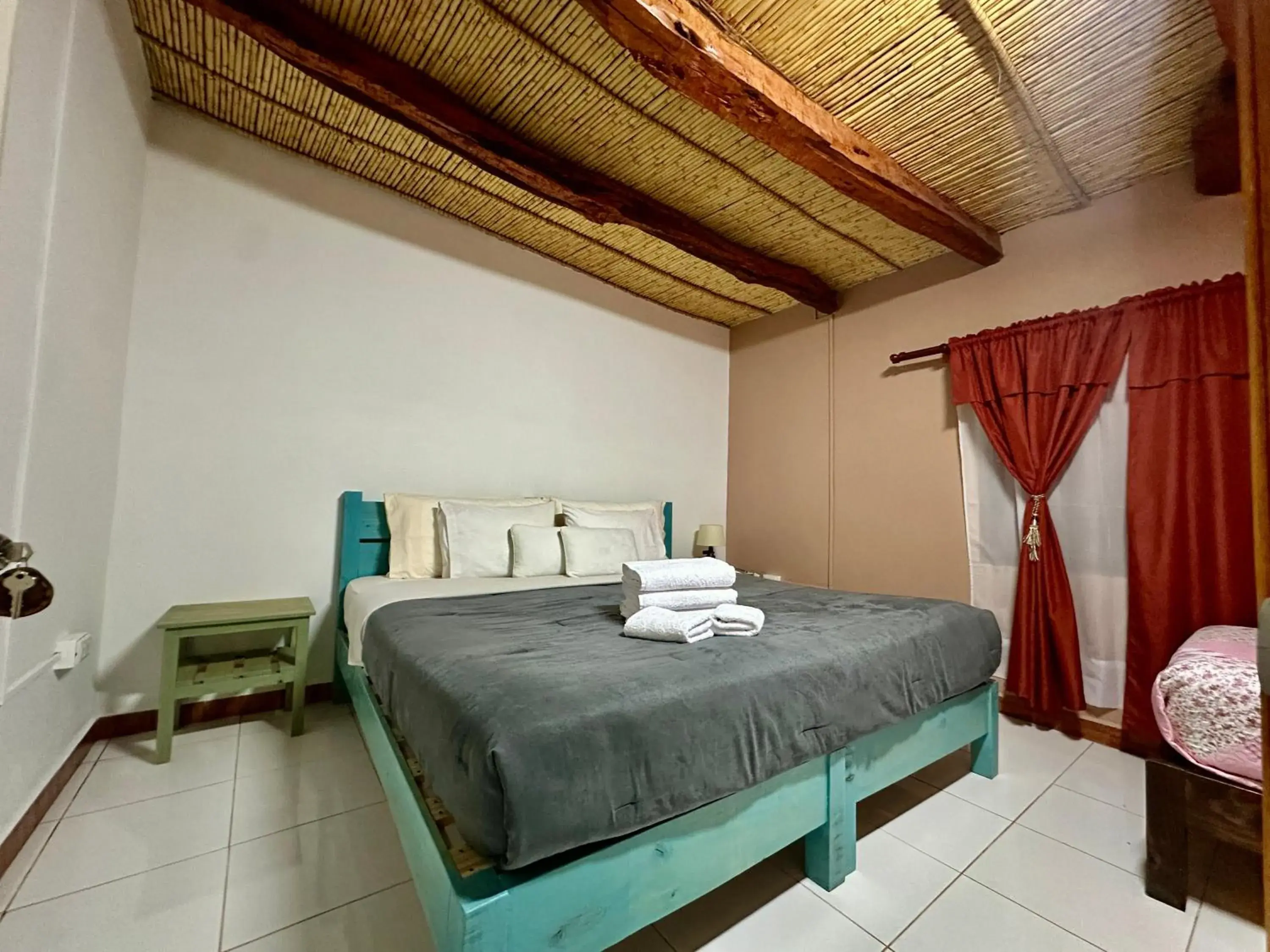 Triple Room with Private External Bathroom in Hostal Qachi Chentura Triple Room with Private External Bathroom in Hostal Qachi Chentura