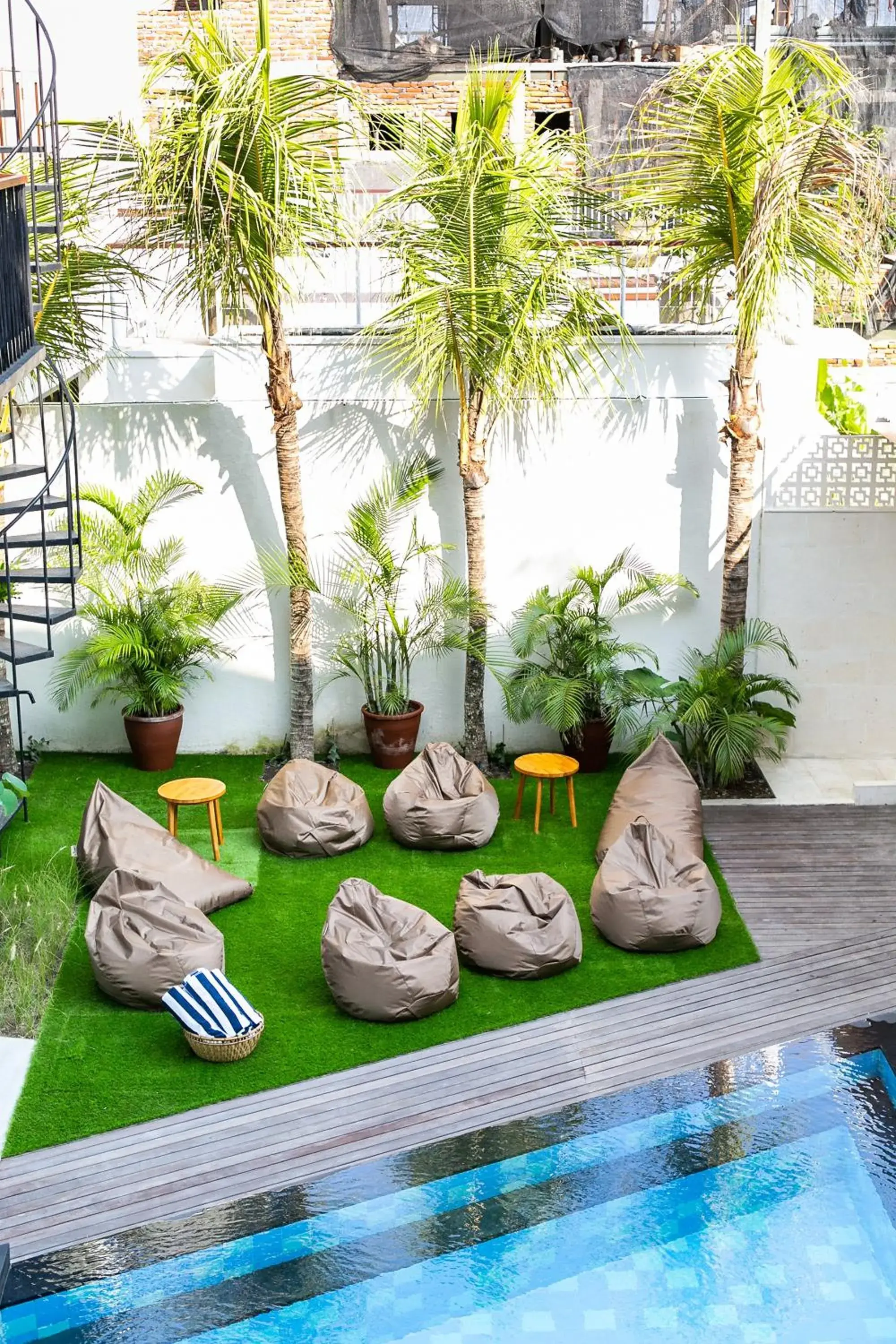 Garden view in Coco & Pineapple Pants Hostel Garden view in Coco & Pineapple Pants Hostel