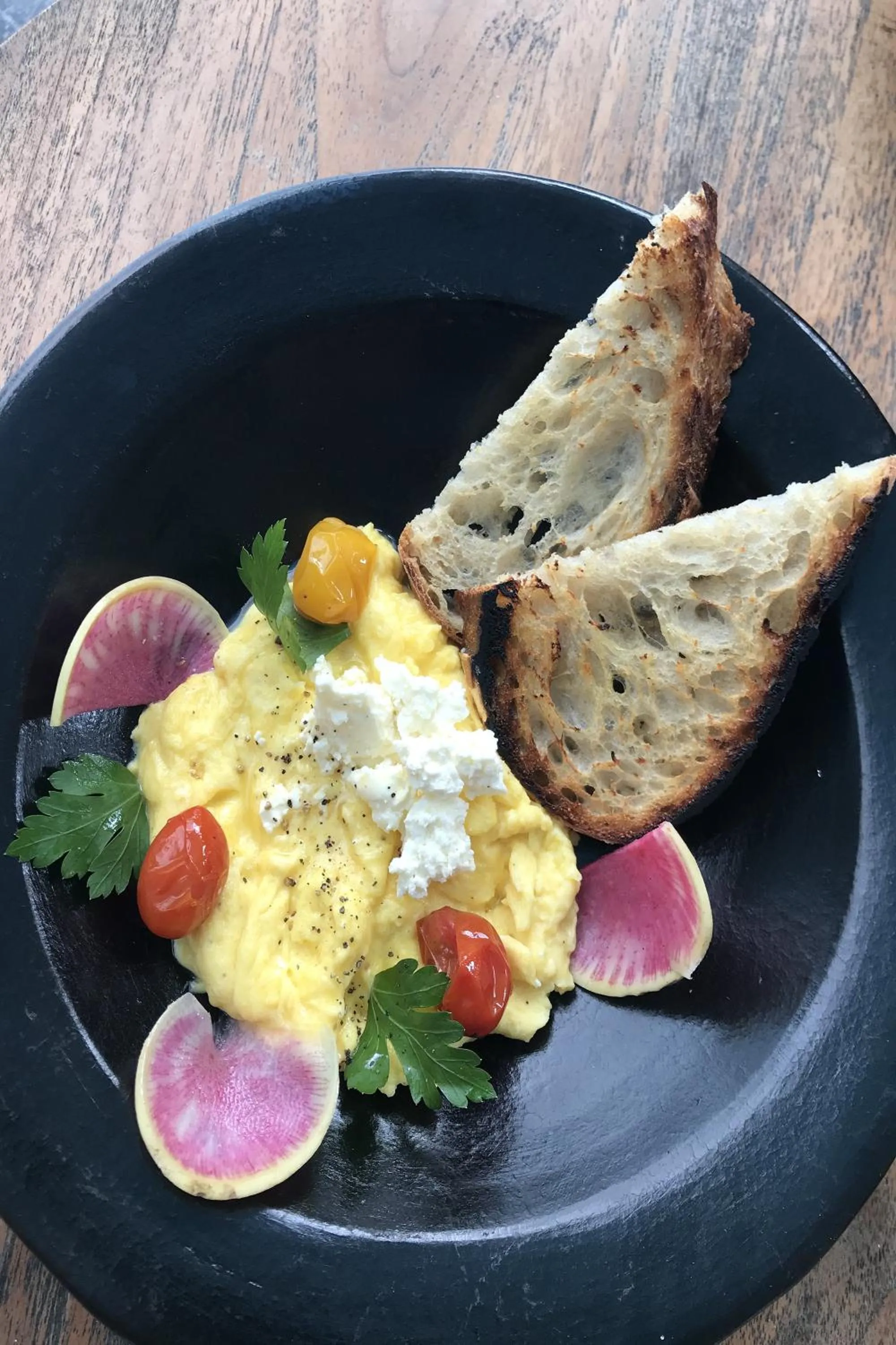 Food and drinks in Coco & Pineapple Pants Hostel