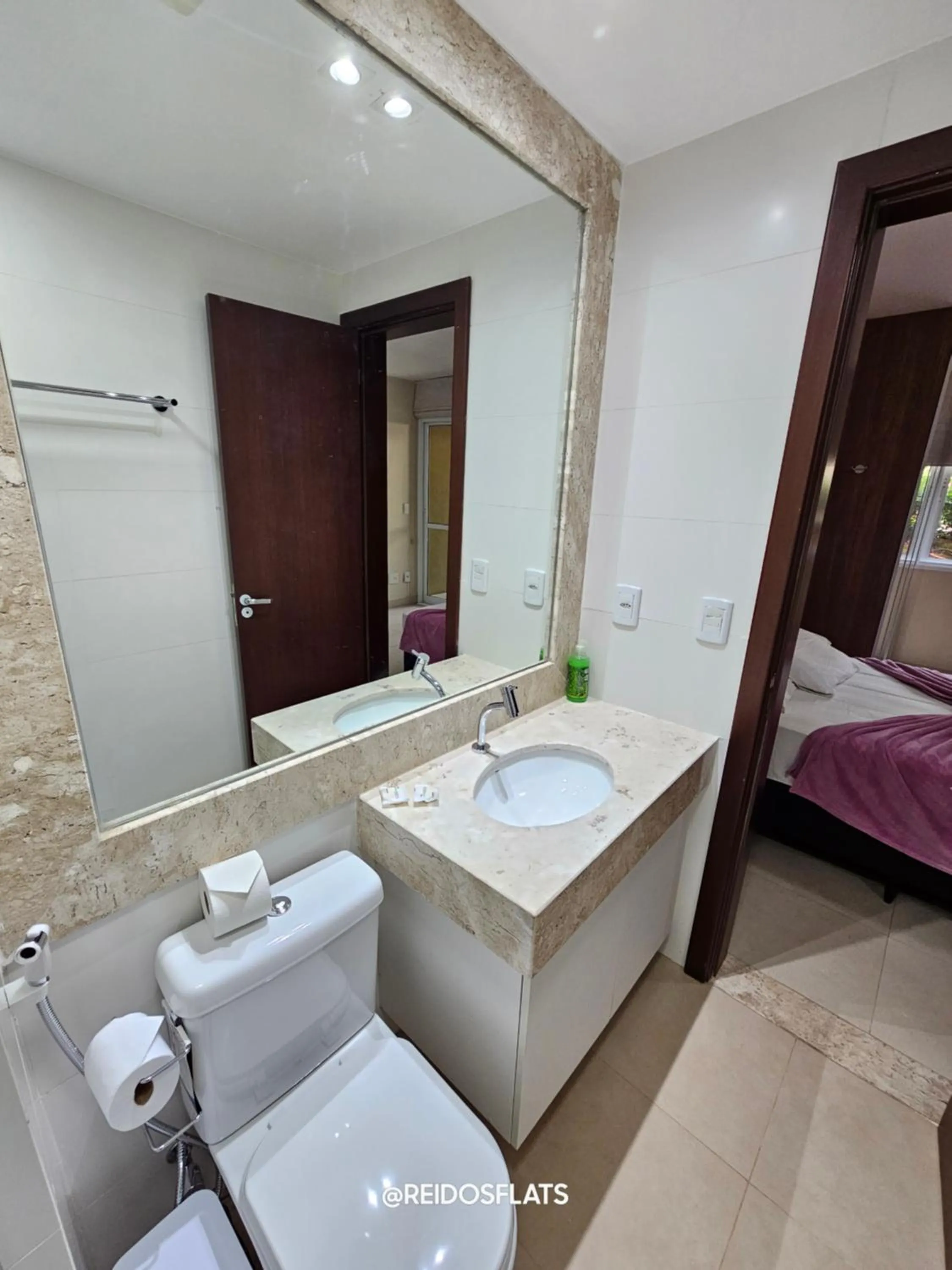 Bathroom in The Sun Resort By Rei dos Flats