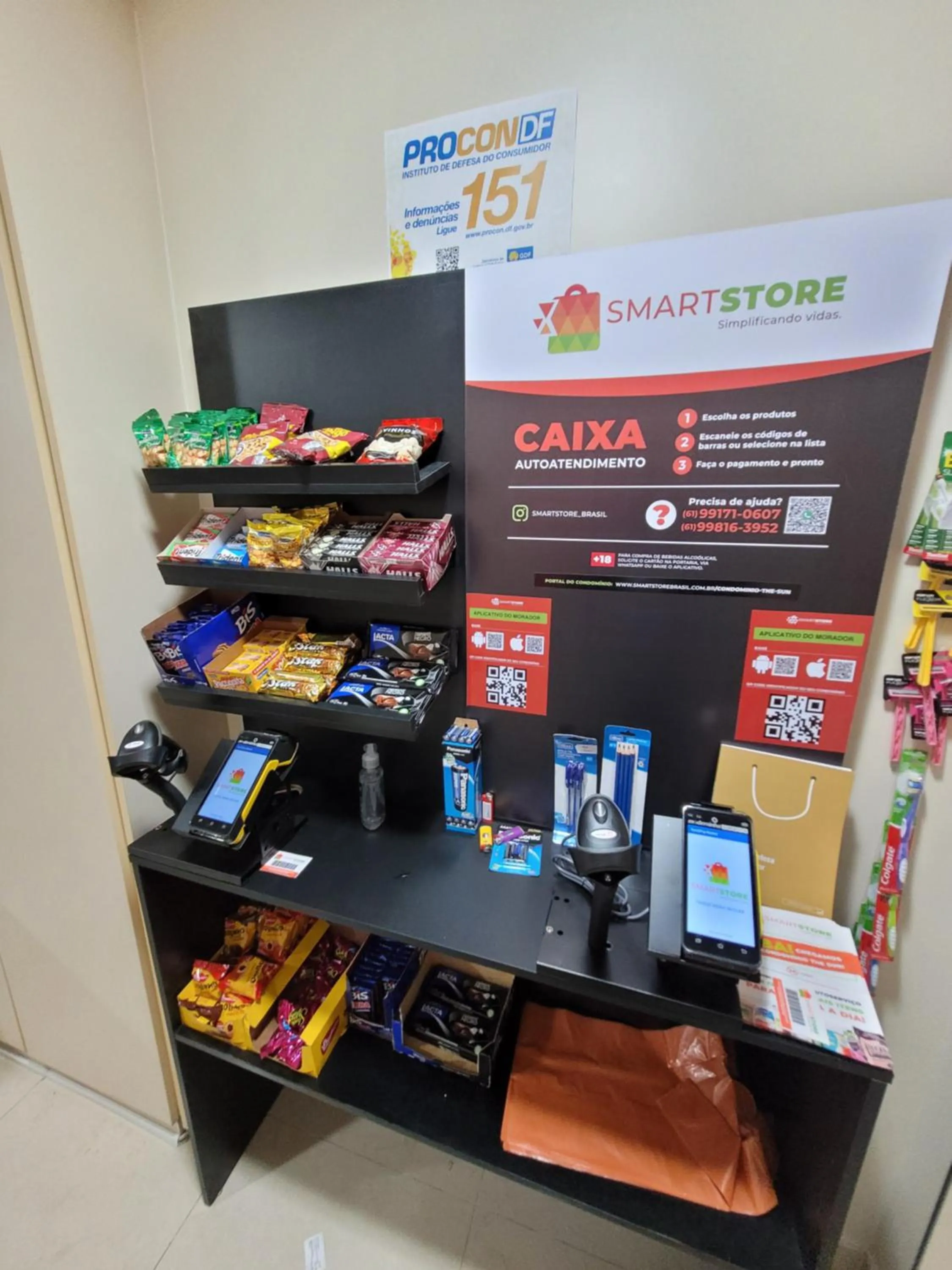 Supermarket/grocery shop in The Sun Resort By Rei dos Flats