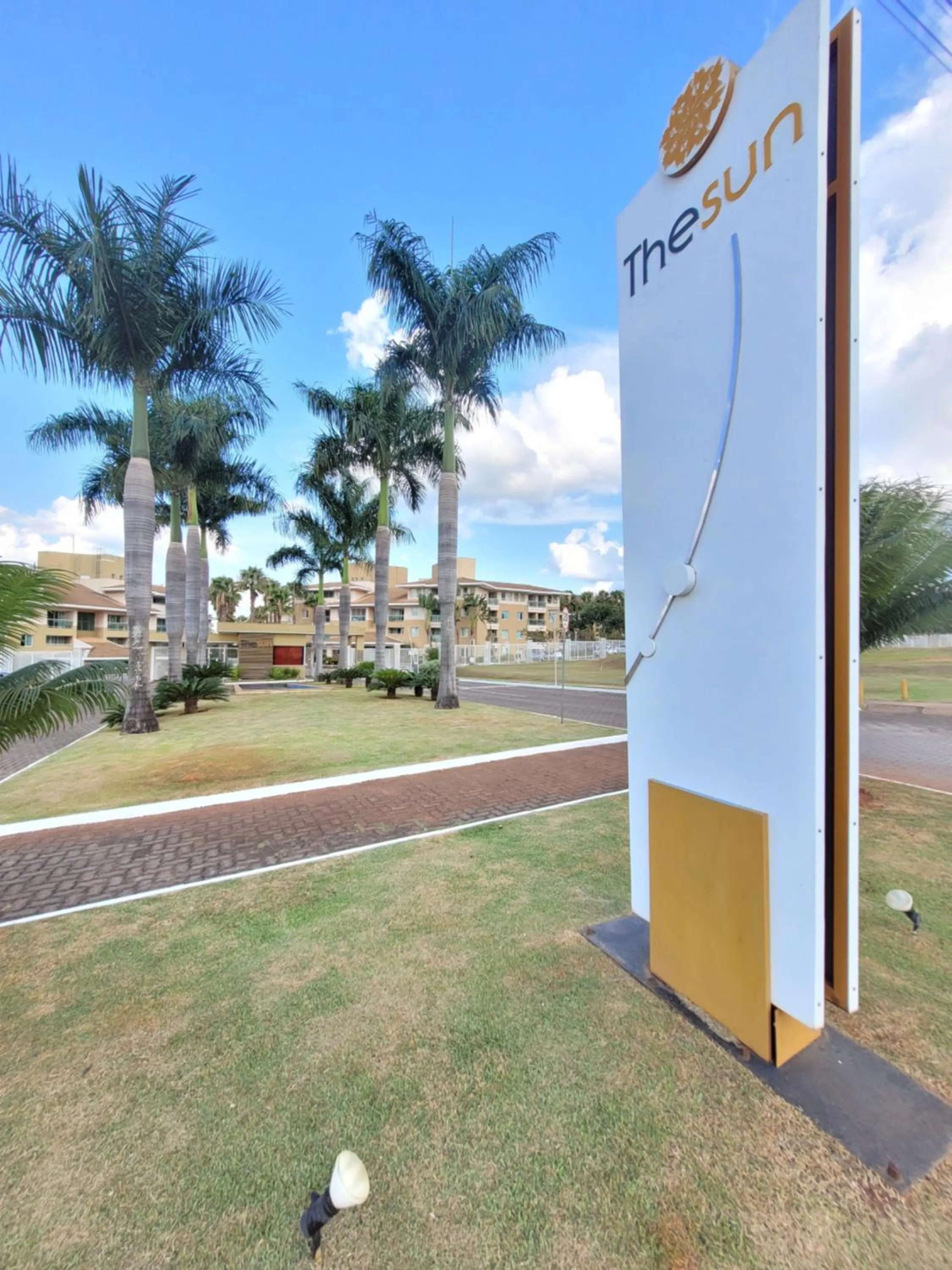 Property logo or sign in The Sun Resort By Rei dos Flats