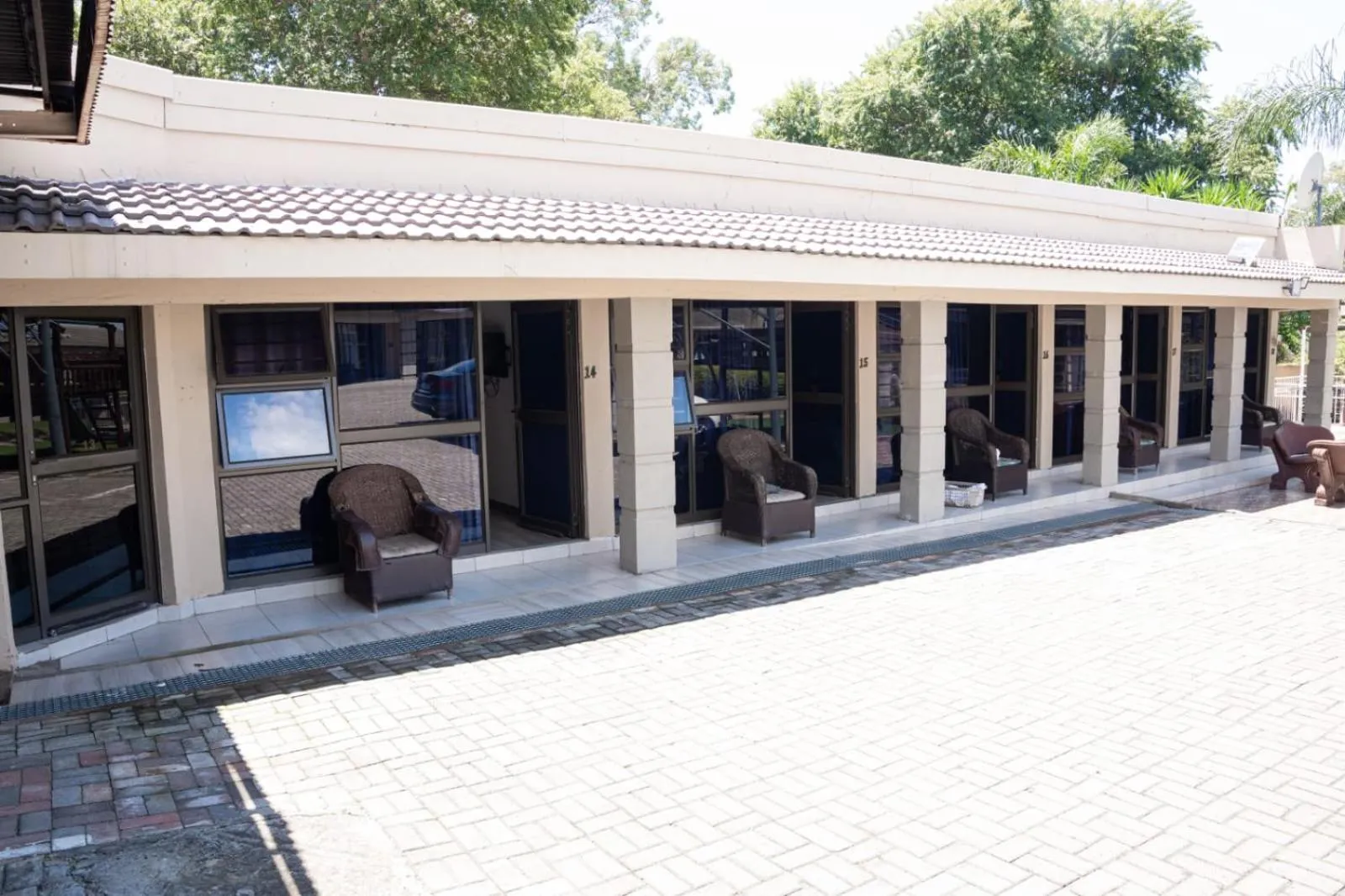 196 On Victoria Bed & Breakfast