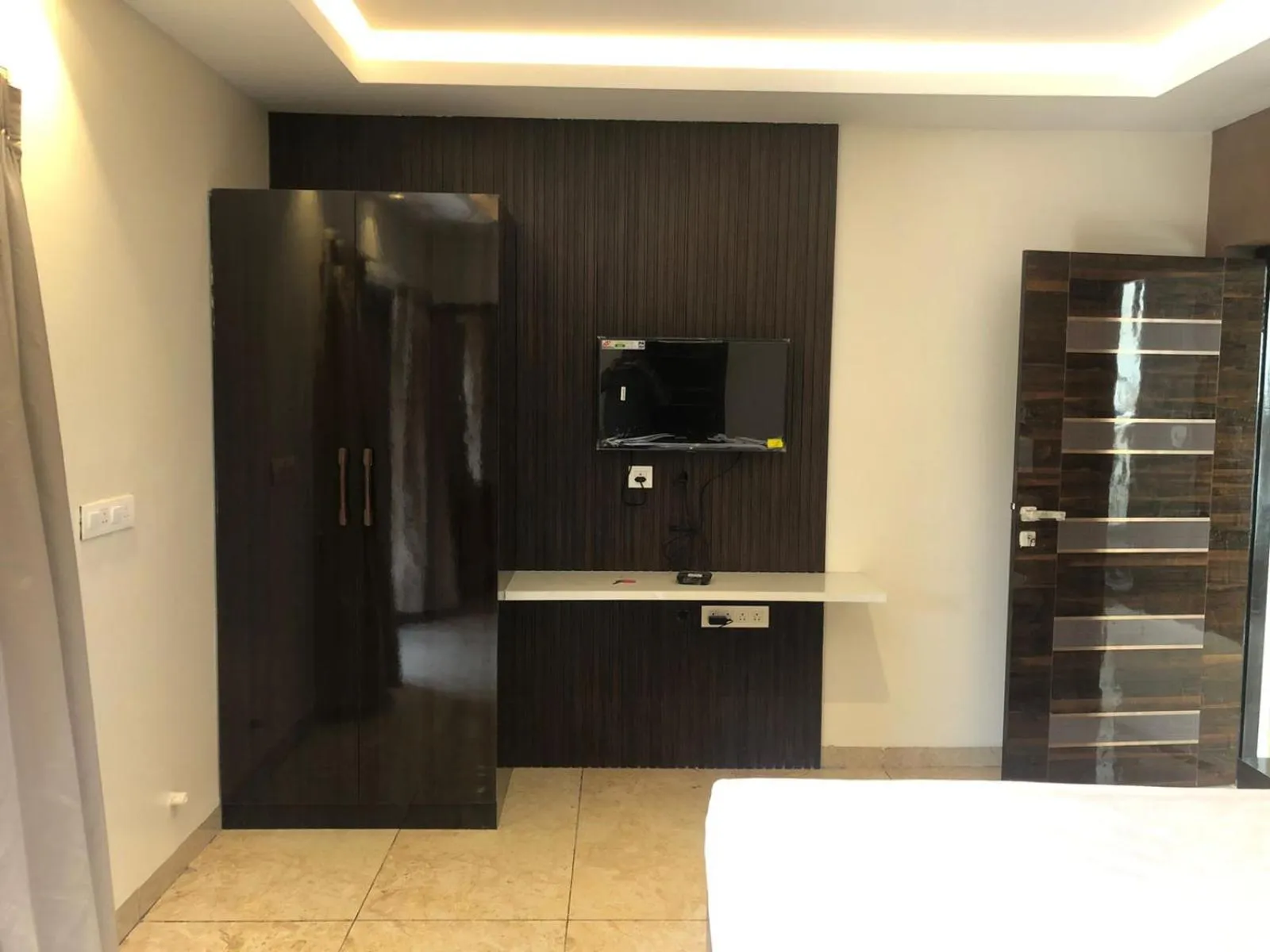 Bedroom in L. R RESIDENCY