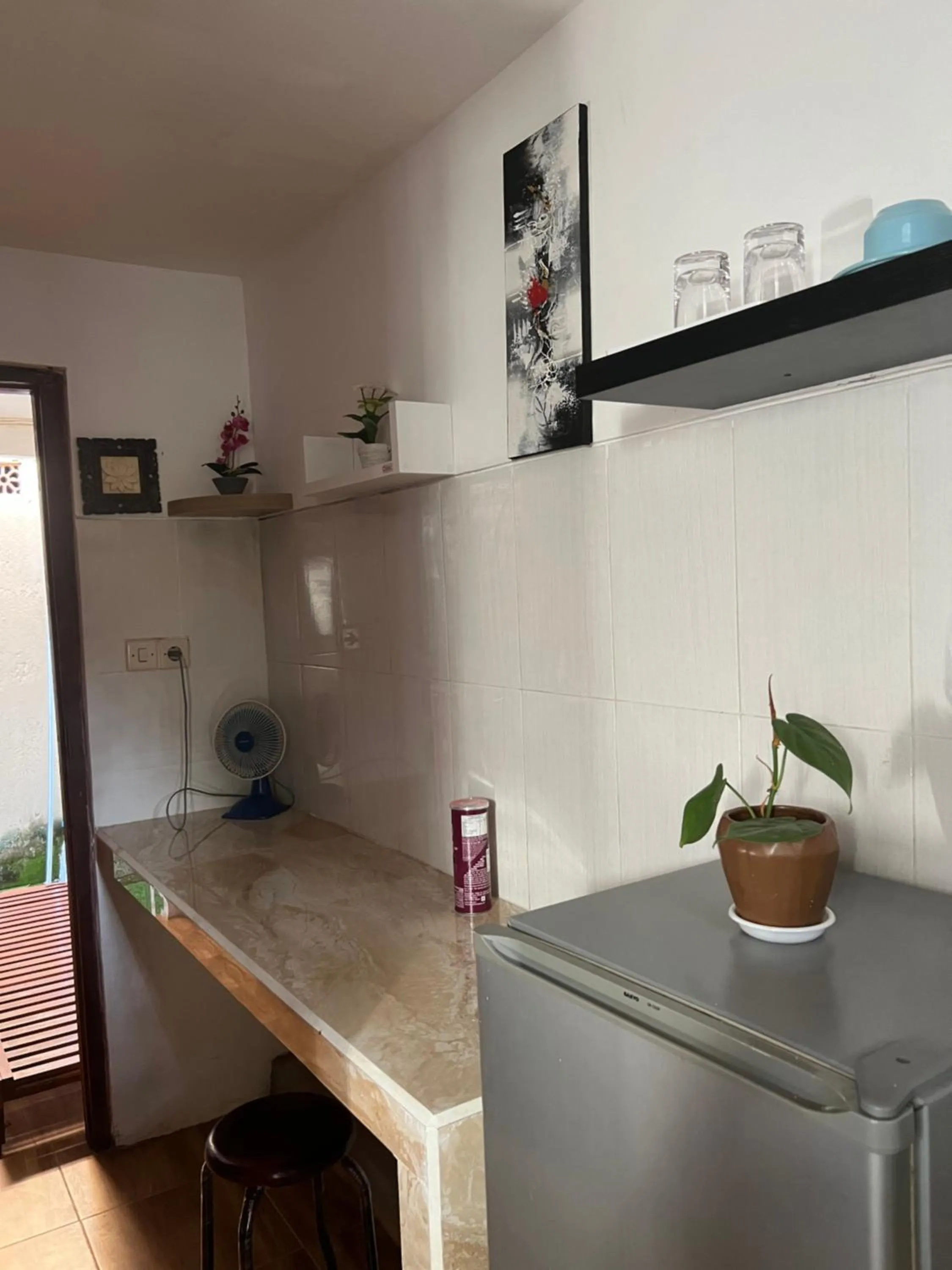 ADIKARA TROPICAL GARDEN