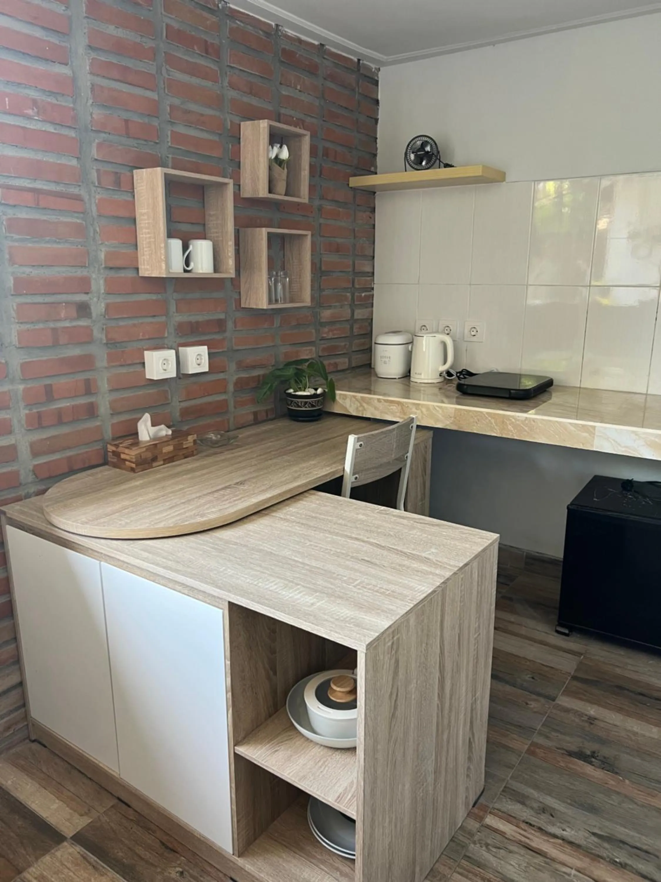 ADIKARA TROPICAL GARDEN