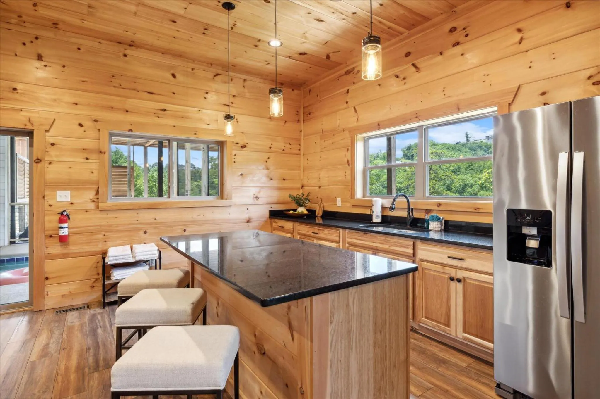 Cabin Goals ✨ Private Pool, Hot Tub + Epic Views! - Eaglebend Cabin