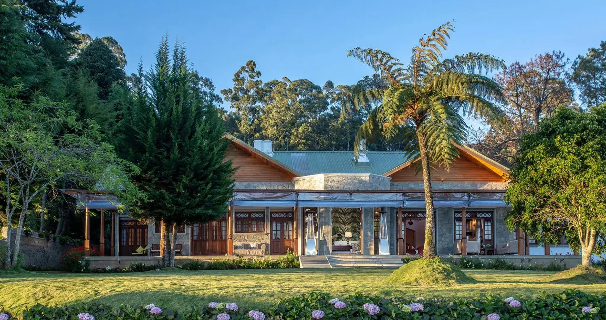 Property building in W15 Lake Gregory Property building in W15 Lake Gregory