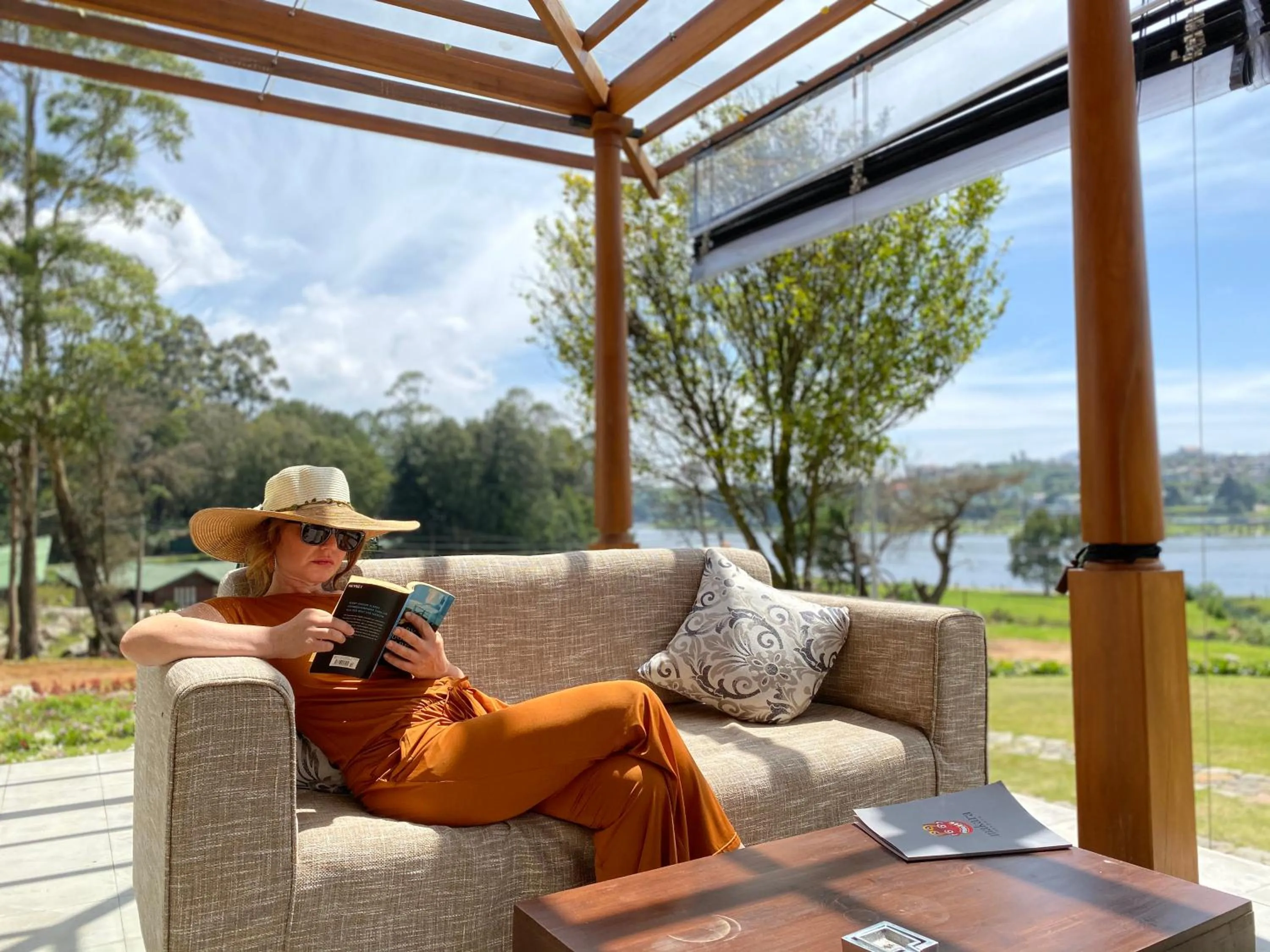 Day in W15 Lake Gregory