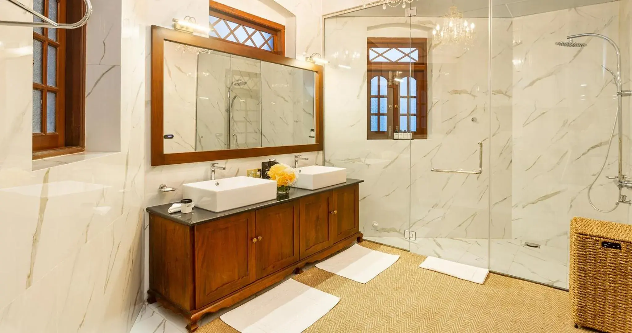 Shower in W15 Lake Gregory Shower in W15 Lake Gregory