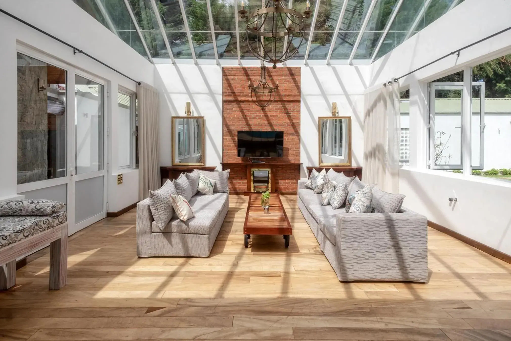 Lobby or reception in W15 Lake Gregory Lobby or reception in W15 Lake Gregory