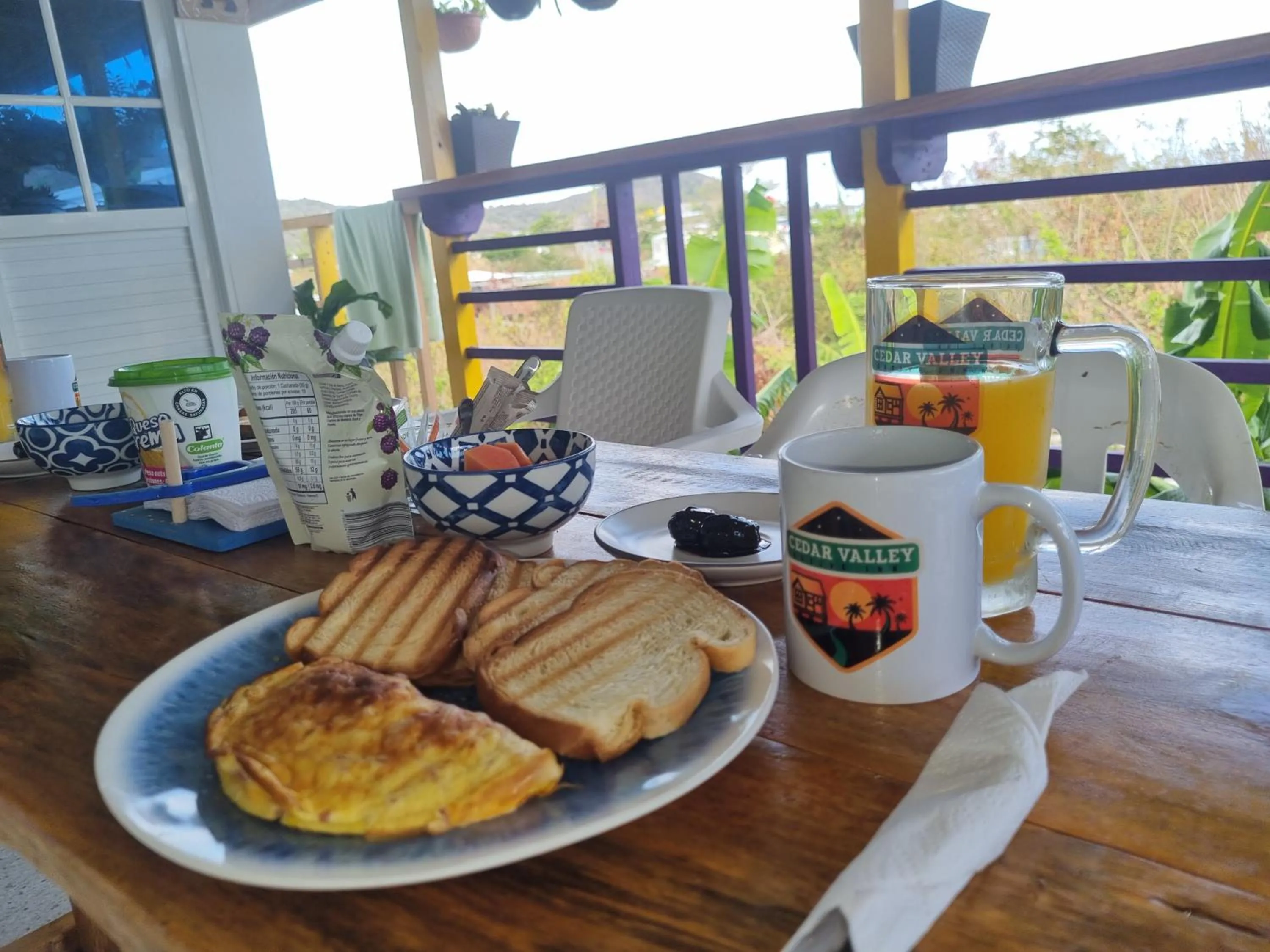 Breakfast in Posada Cedar Valley