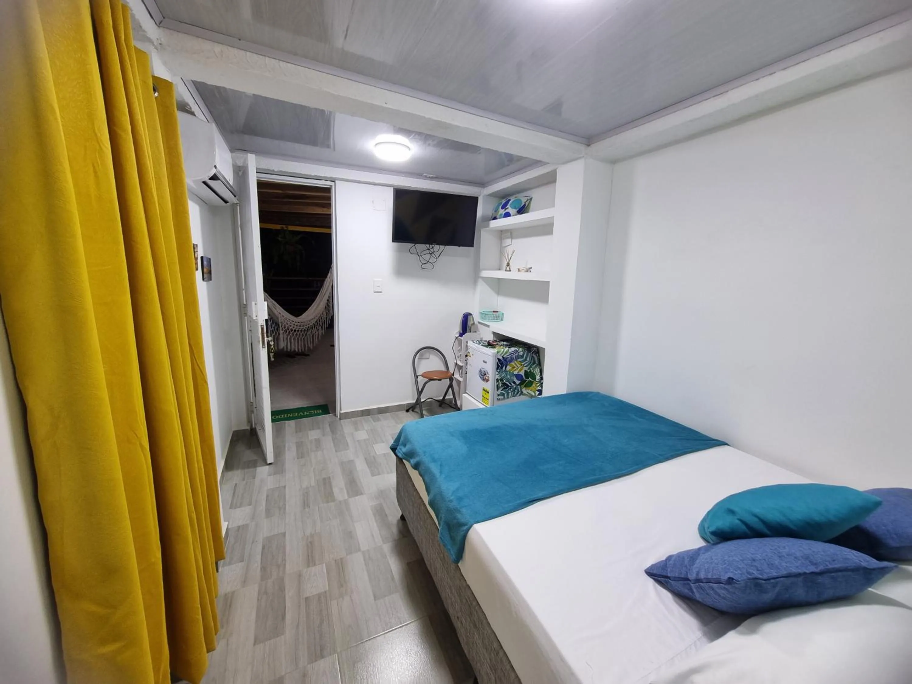 Photo of the whole room, Bed in Posada Cedar Valley