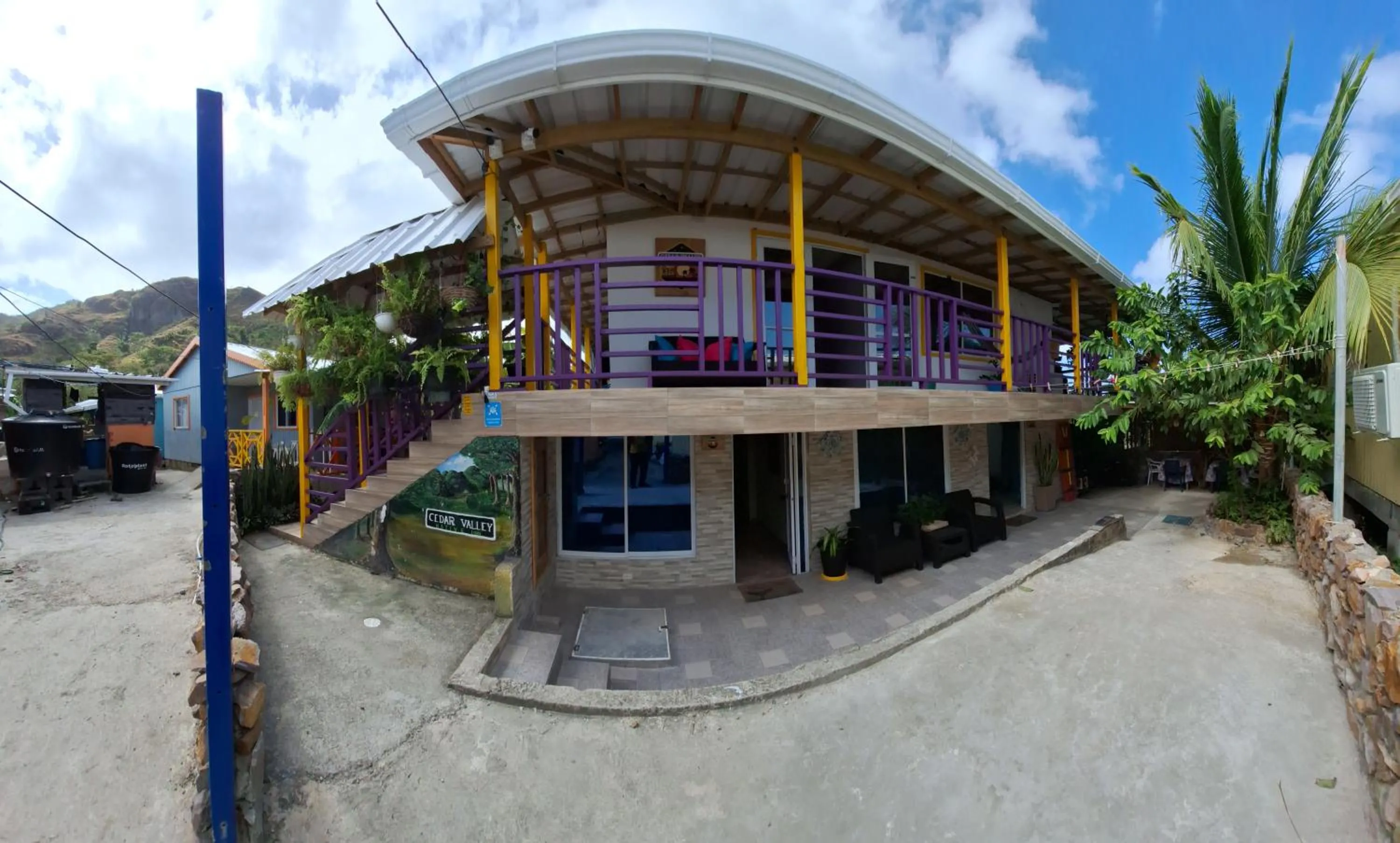 Property building in Posada Cedar Valley