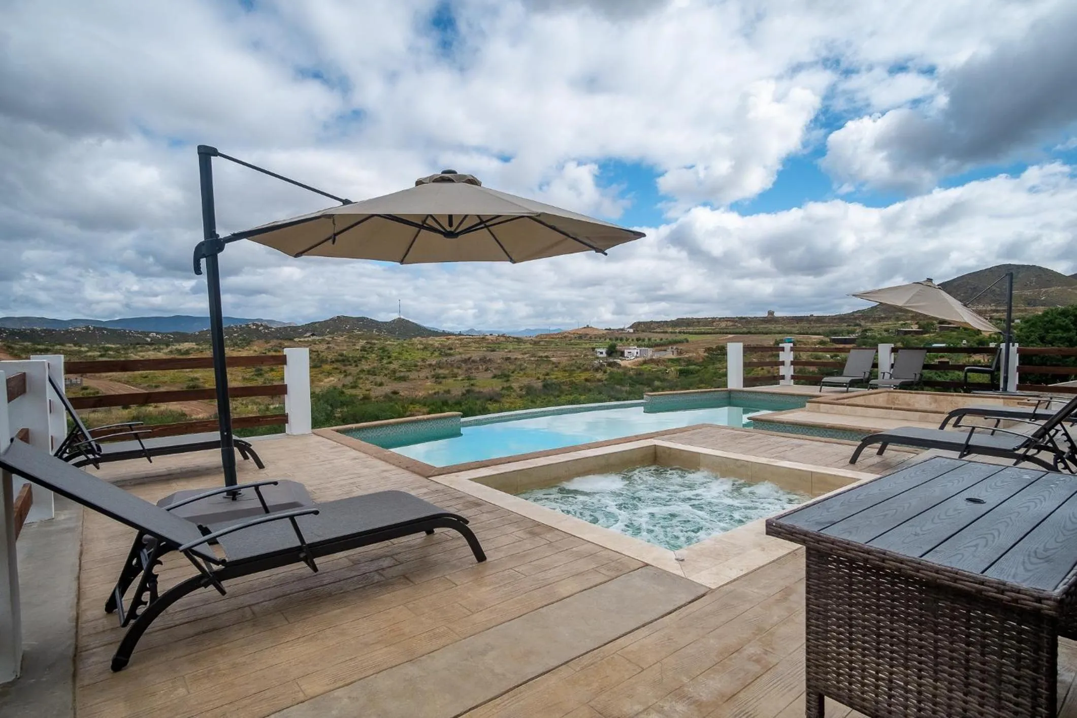 Natural landscape in Boskenvid Hotel - Romantic Treehouses & Skypool