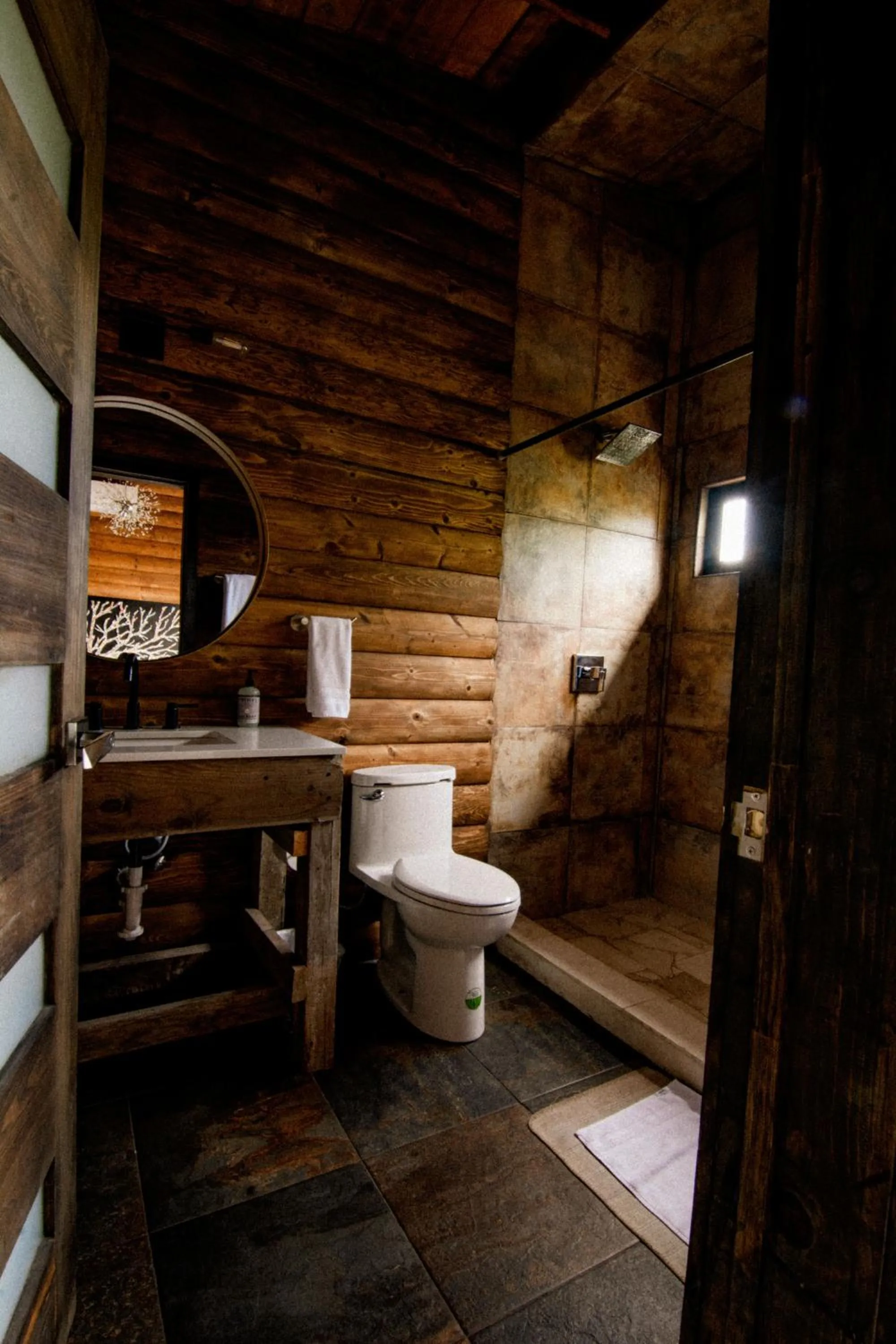 Bathroom in Boskenvid Hotel - Romantic Treehouses & Skypool