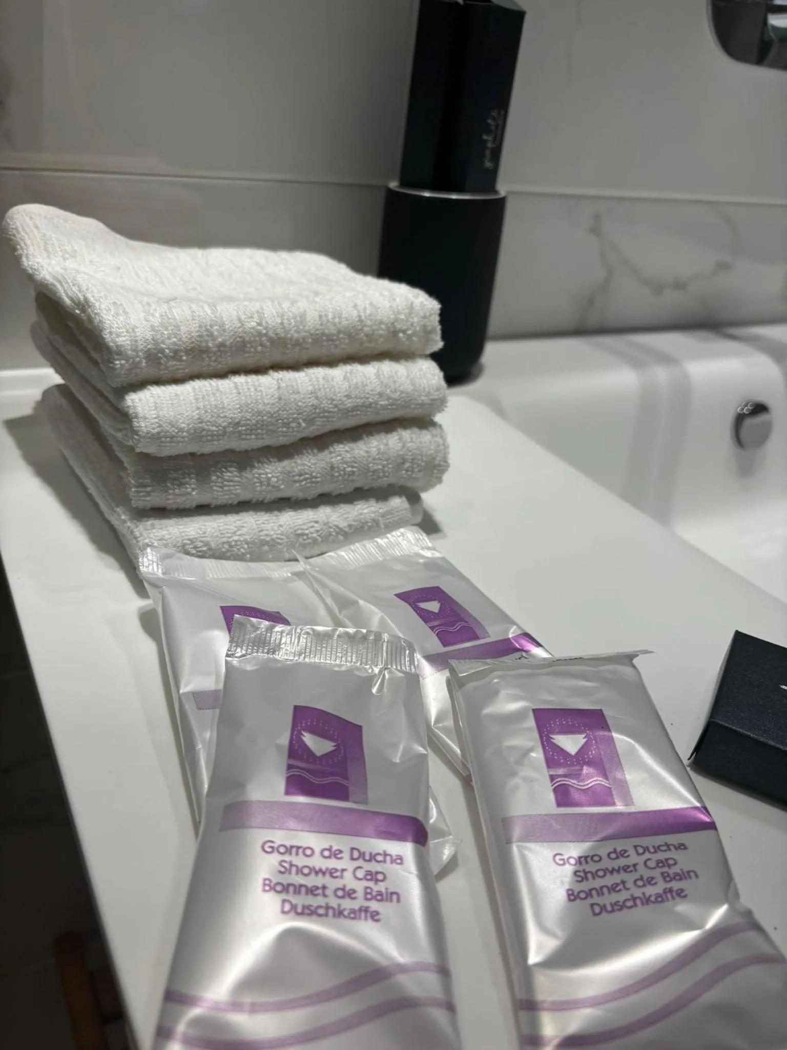 Bathroom in Apartamentos Turísticos La Plaza