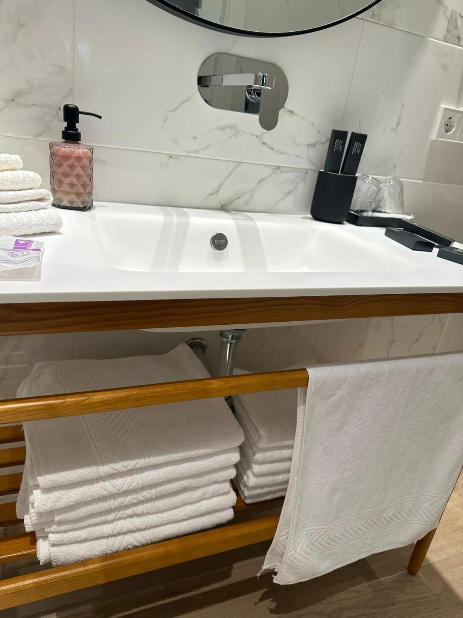 Bathroom in Apartamentos Turísticos La Plaza