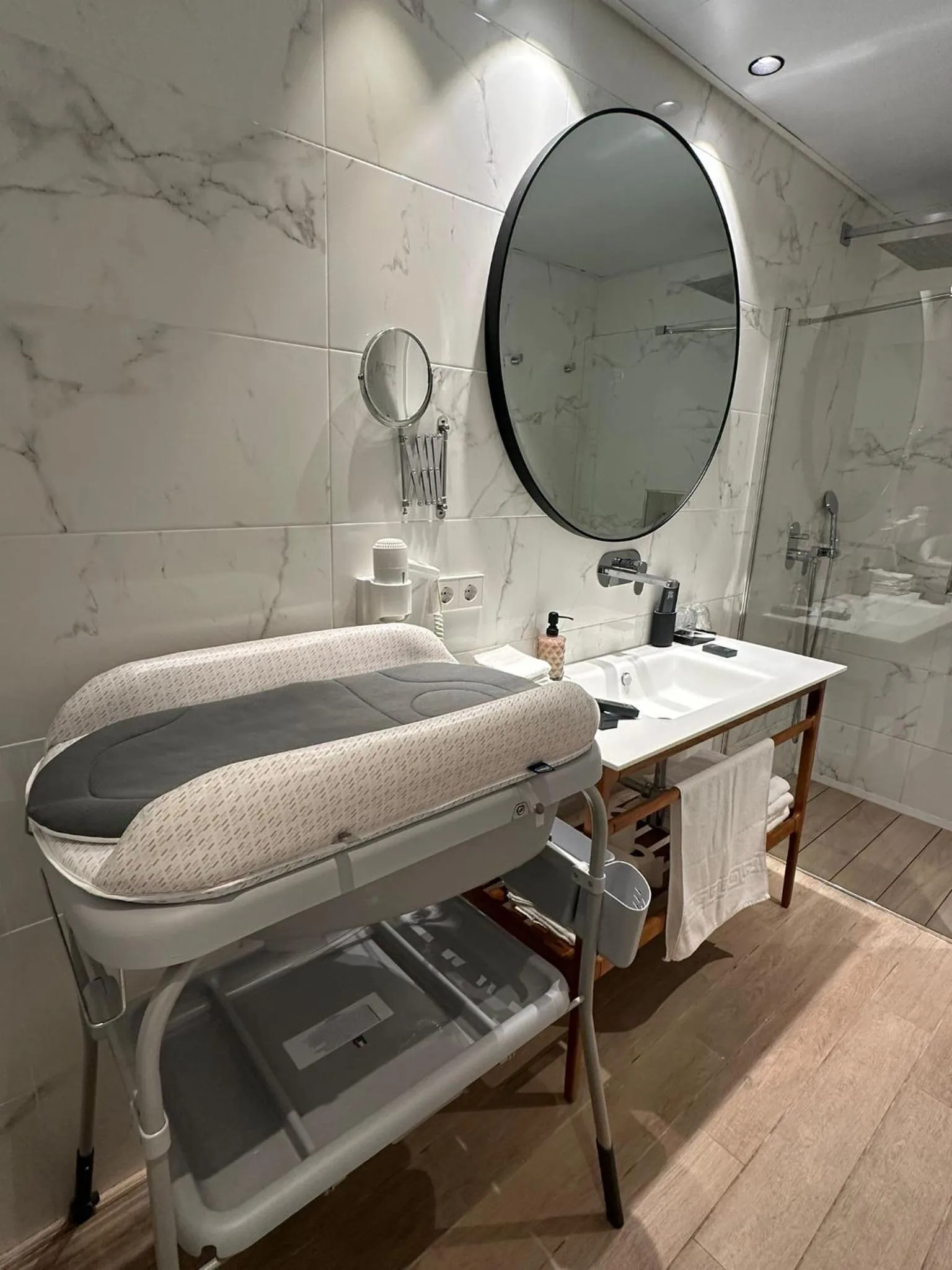 Bathroom in Apartamentos Turísticos La Plaza