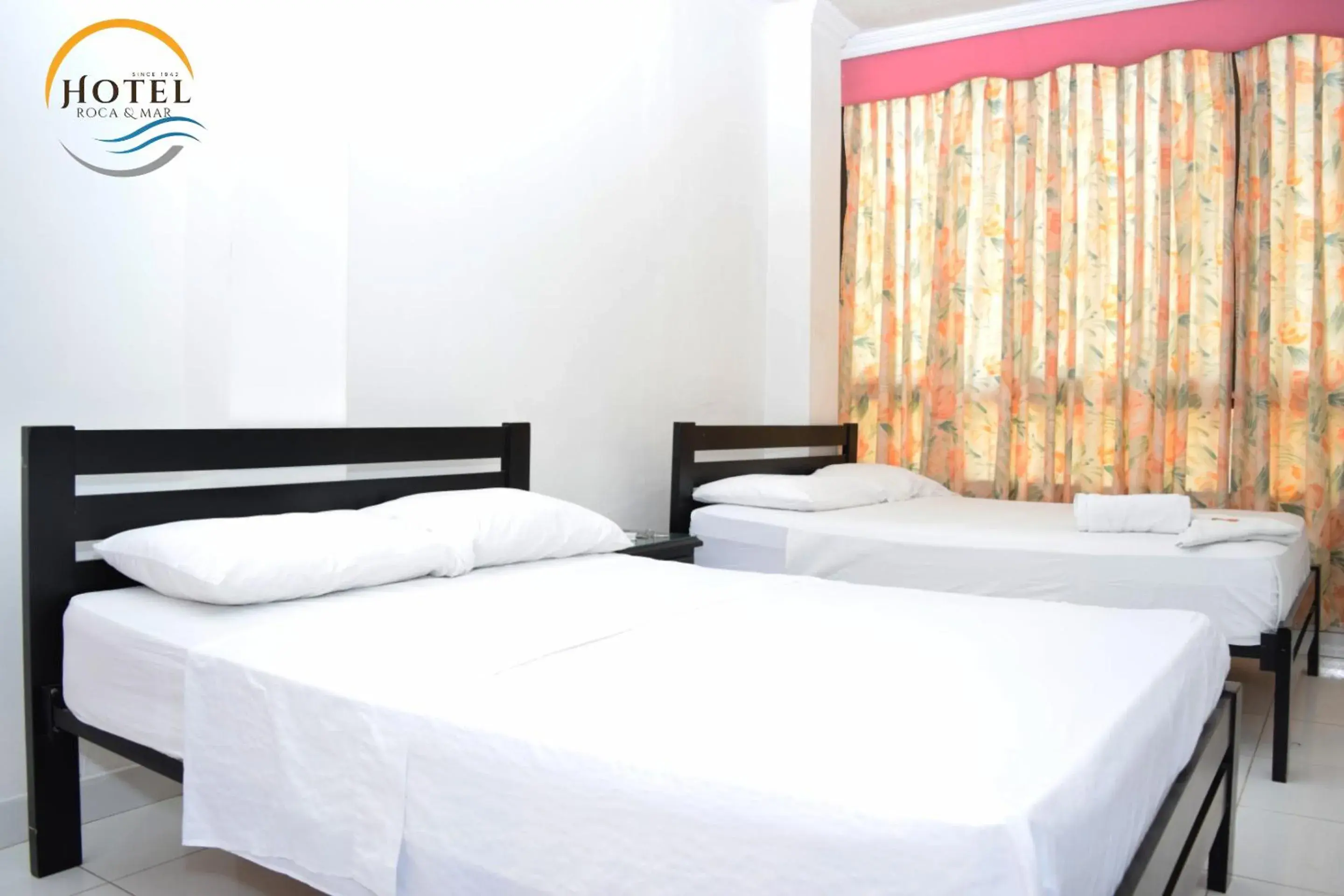 Family Room - single occupancy in Hotel Roca & Mar Family Room - single occupancy in Hotel Roca & Mar