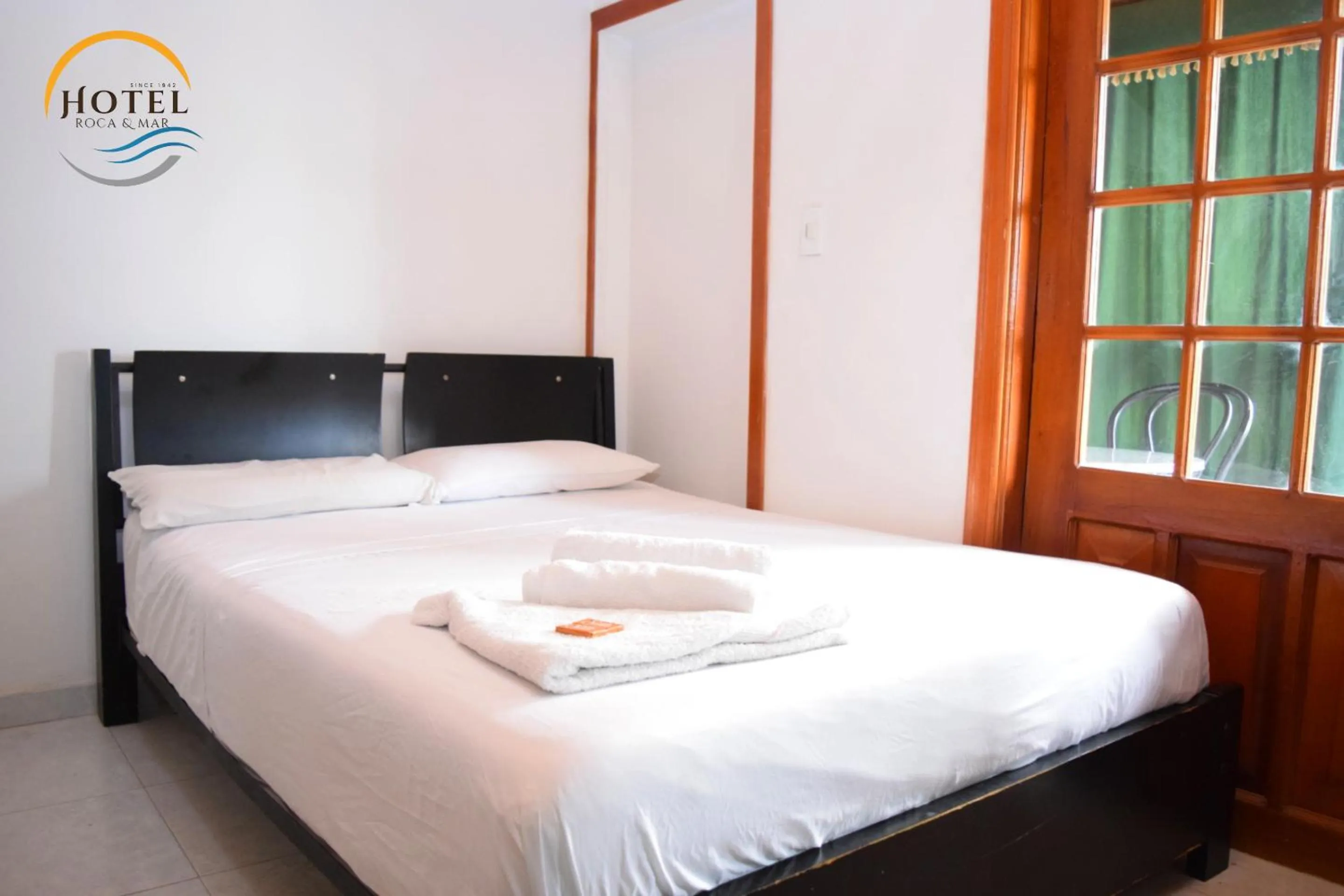 Bed in Hotel Roca & Mar