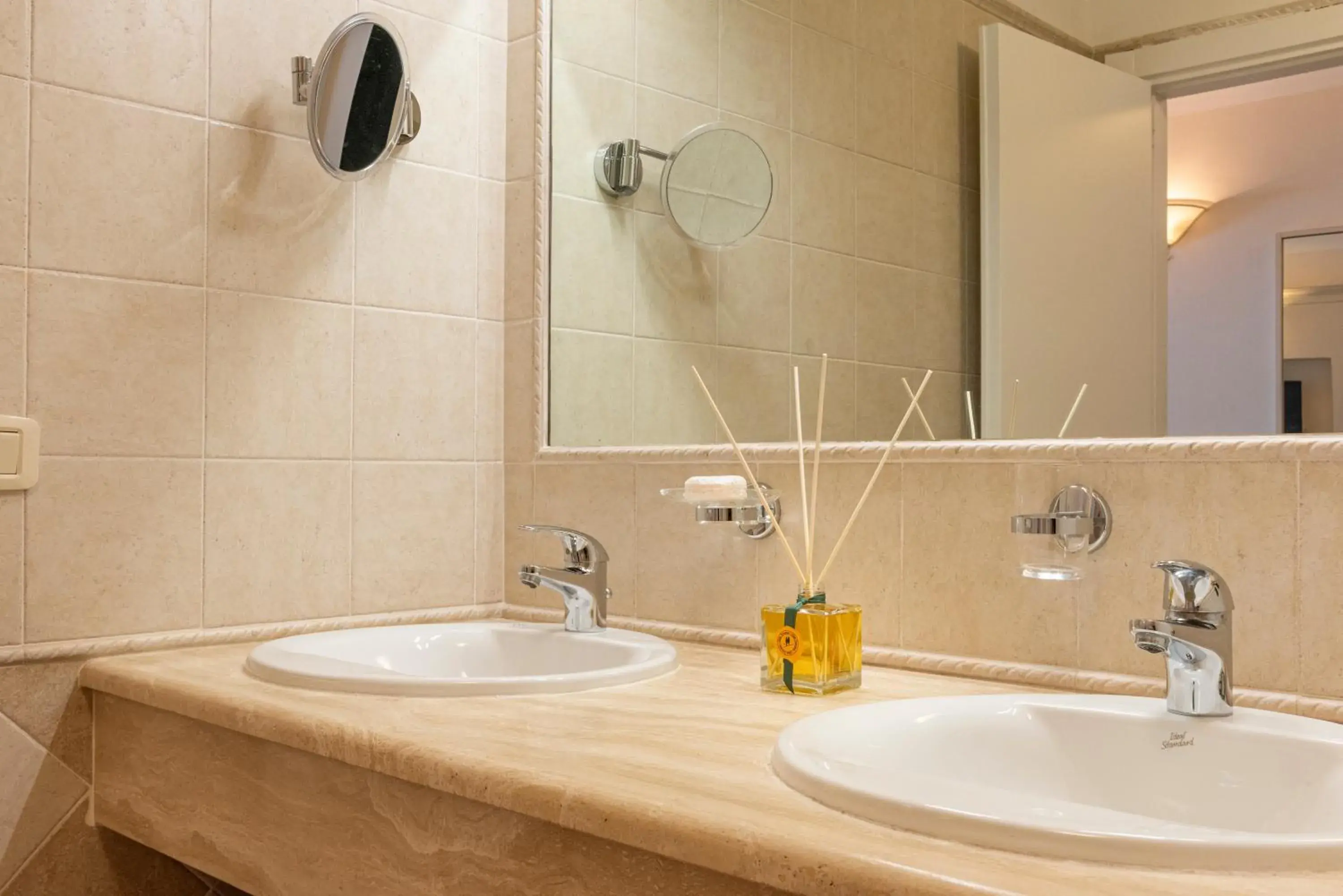 Bathroom in Boutique Hotel Torre Di Cala Piccola Bathroom in Boutique Hotel Torre Di Cala Piccola