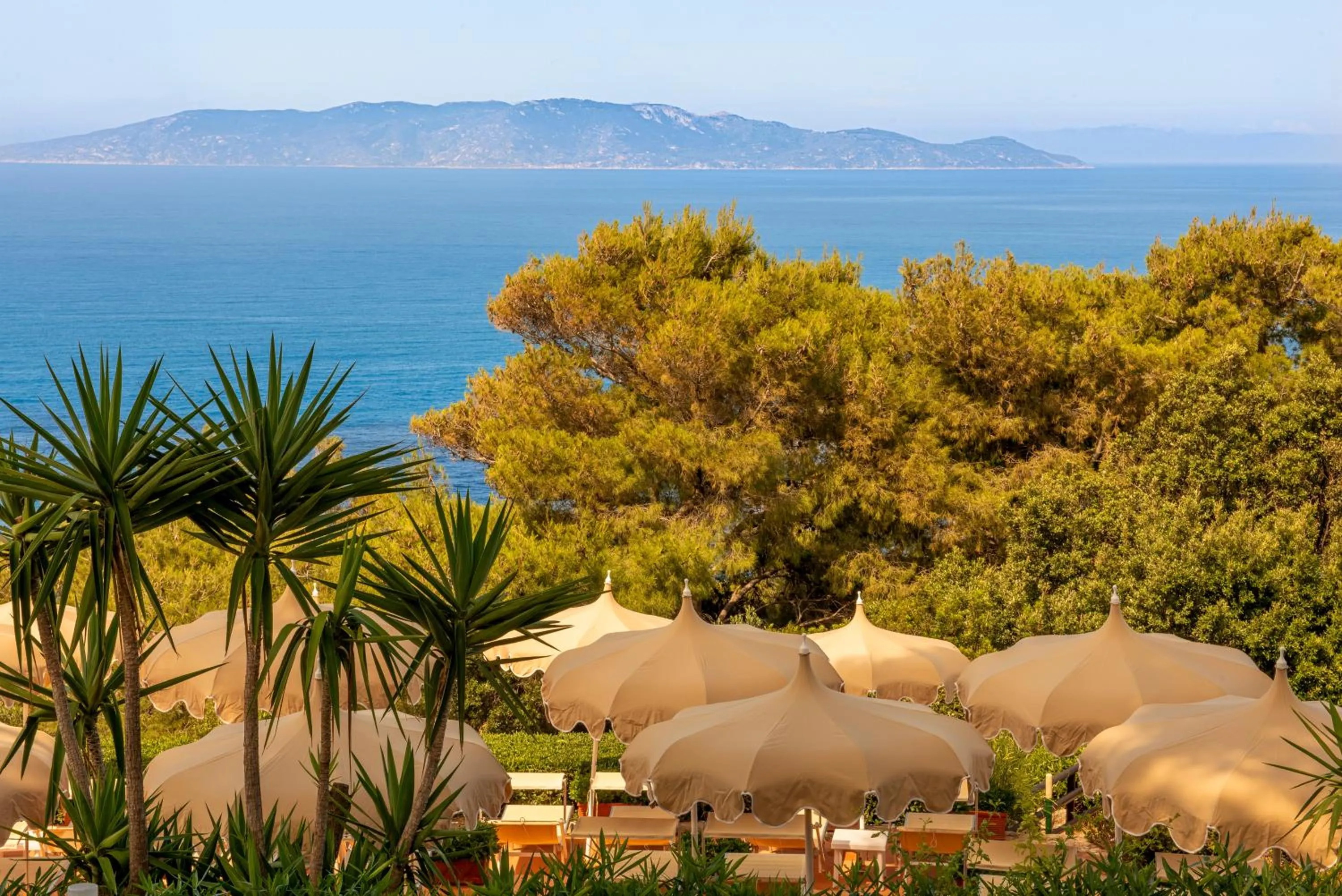 Natural landscape in Boutique Hotel Torre Di Cala Piccola