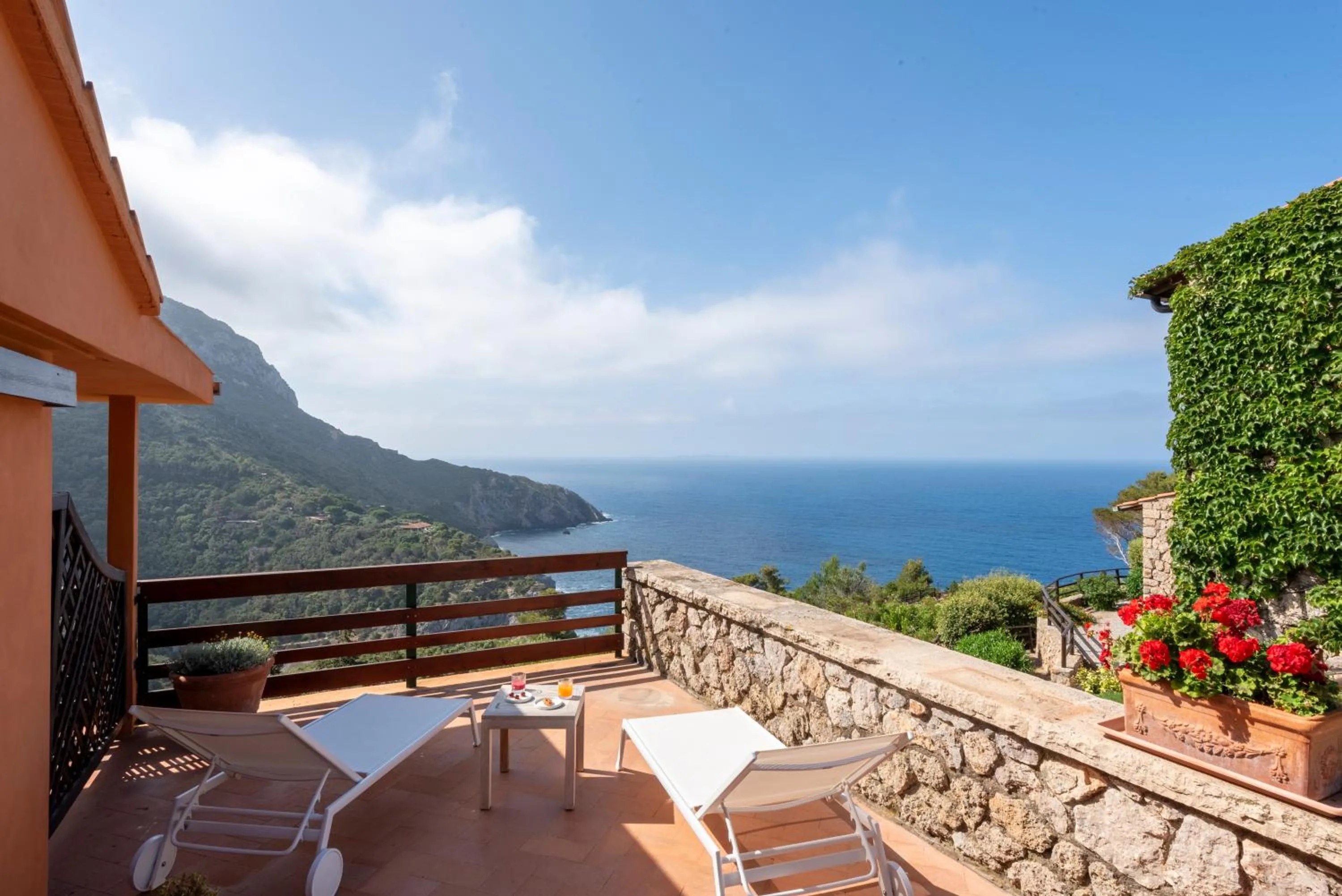 Natural landscape in Boutique Hotel Torre Di Cala Piccola