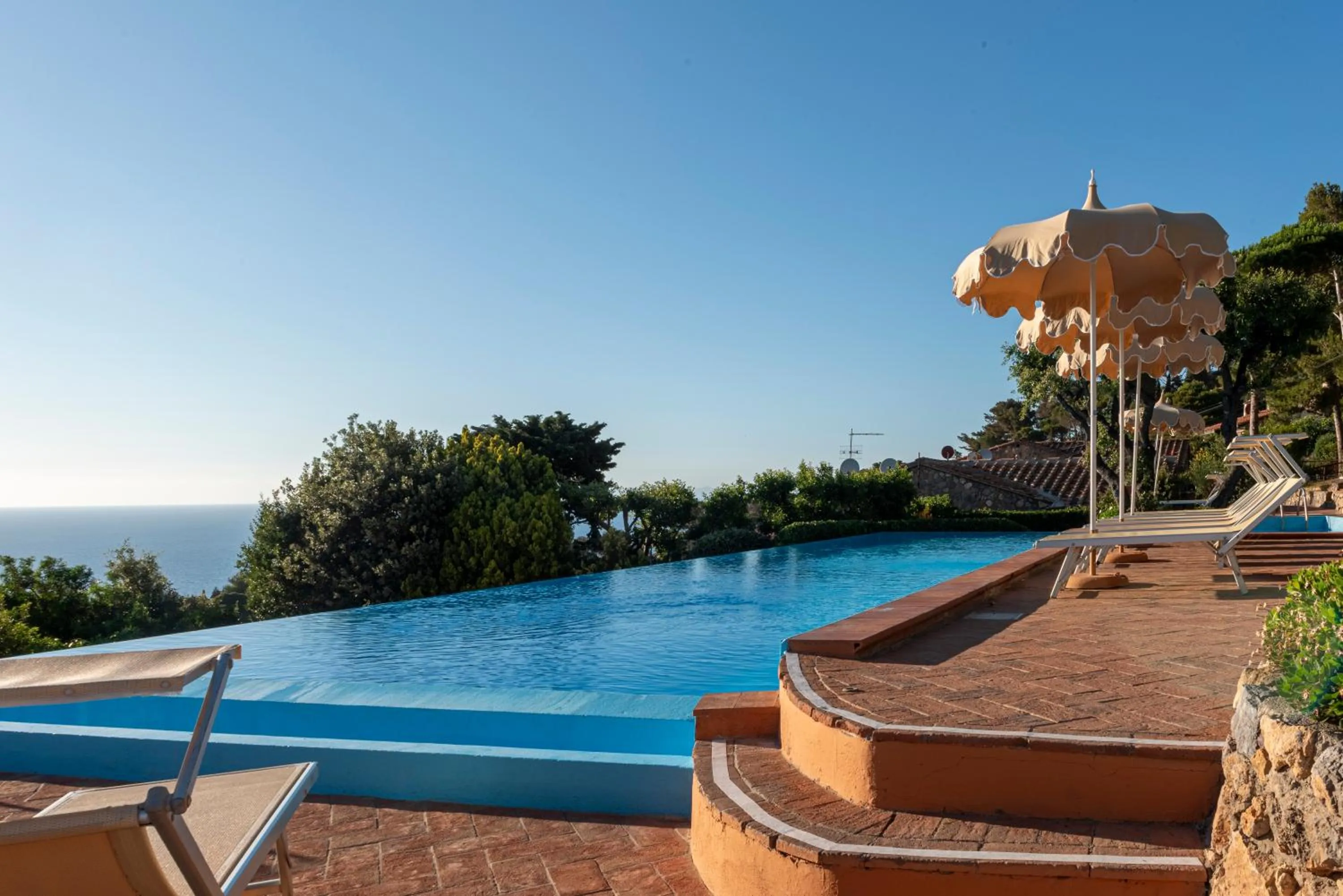 Natural landscape in Boutique Hotel Torre Di Cala Piccola