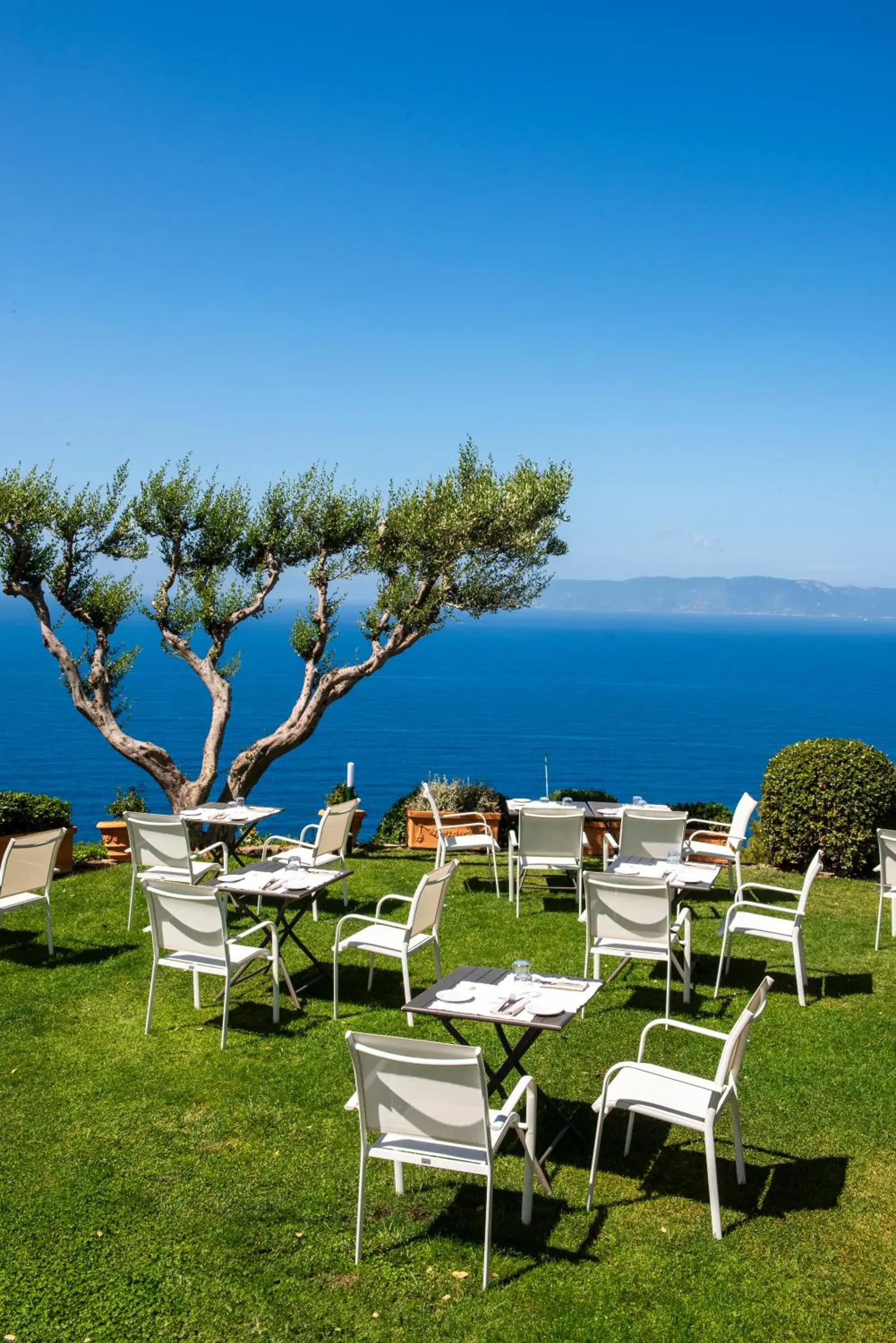 Restaurant/places to eat in Boutique Hotel Torre Di Cala Piccola Restaurant/places to eat in Boutique Hotel Torre Di Cala Piccola